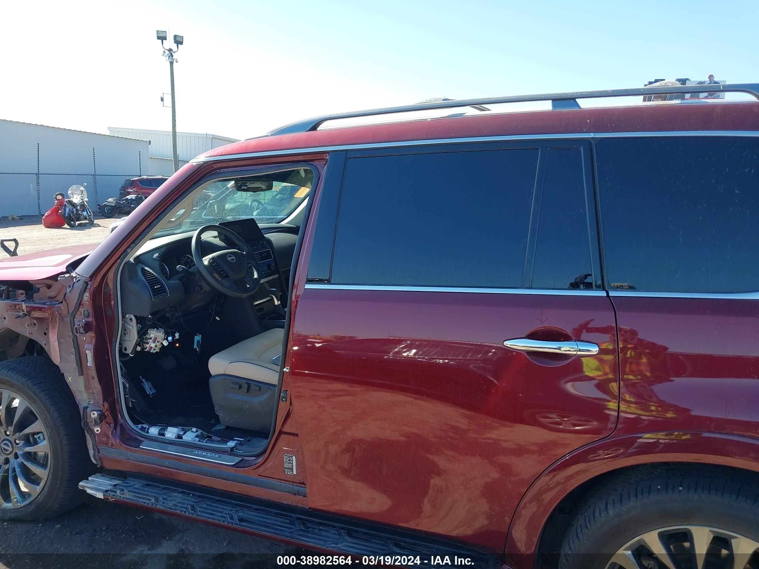 Photo 14 VIN: JN8AY2DB8P9832264 - NISSAN ARMADA 