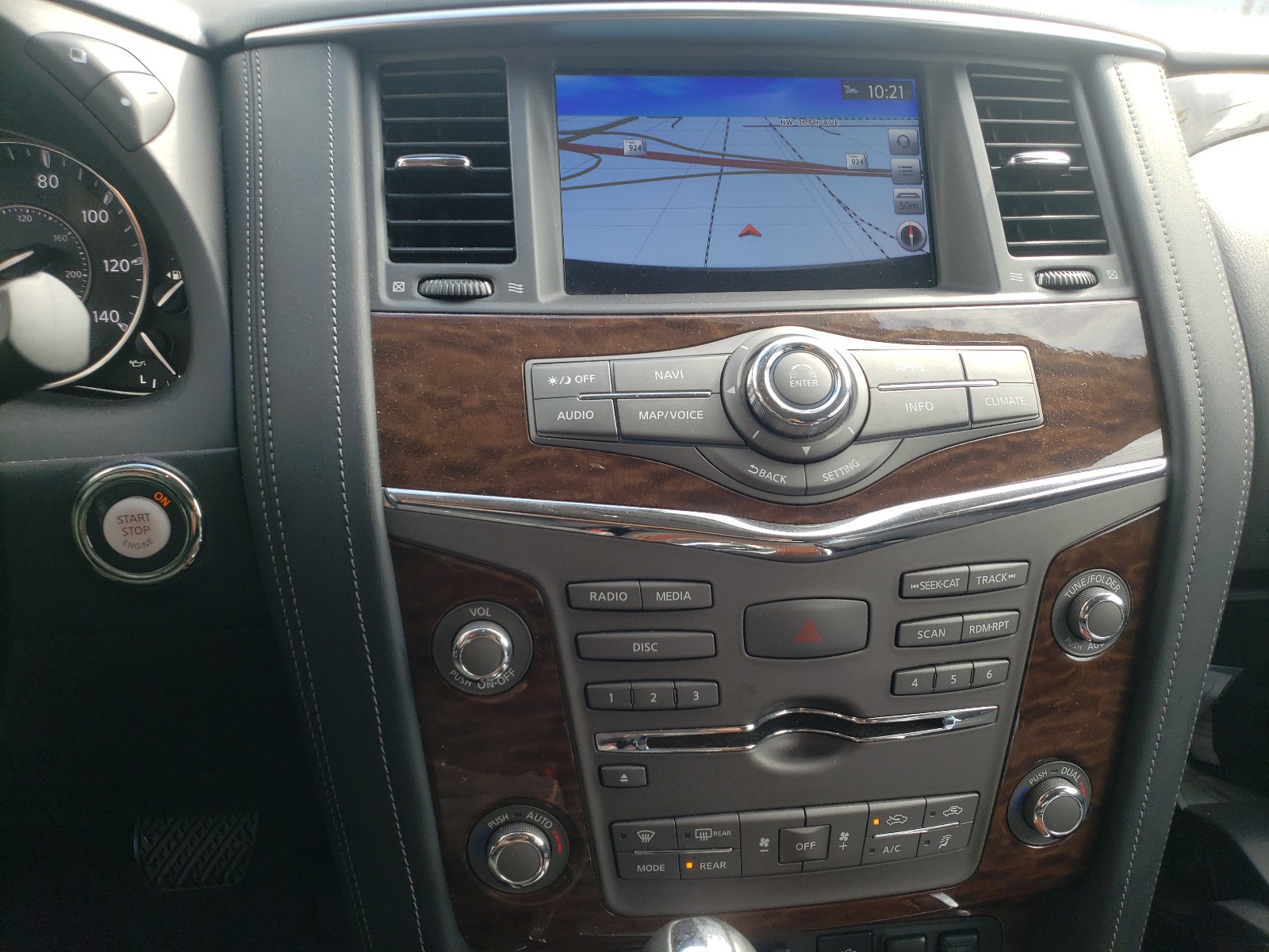 Photo 8 VIN: JN8AY2NC1LX516797 - NISSAN ARMADA SV 