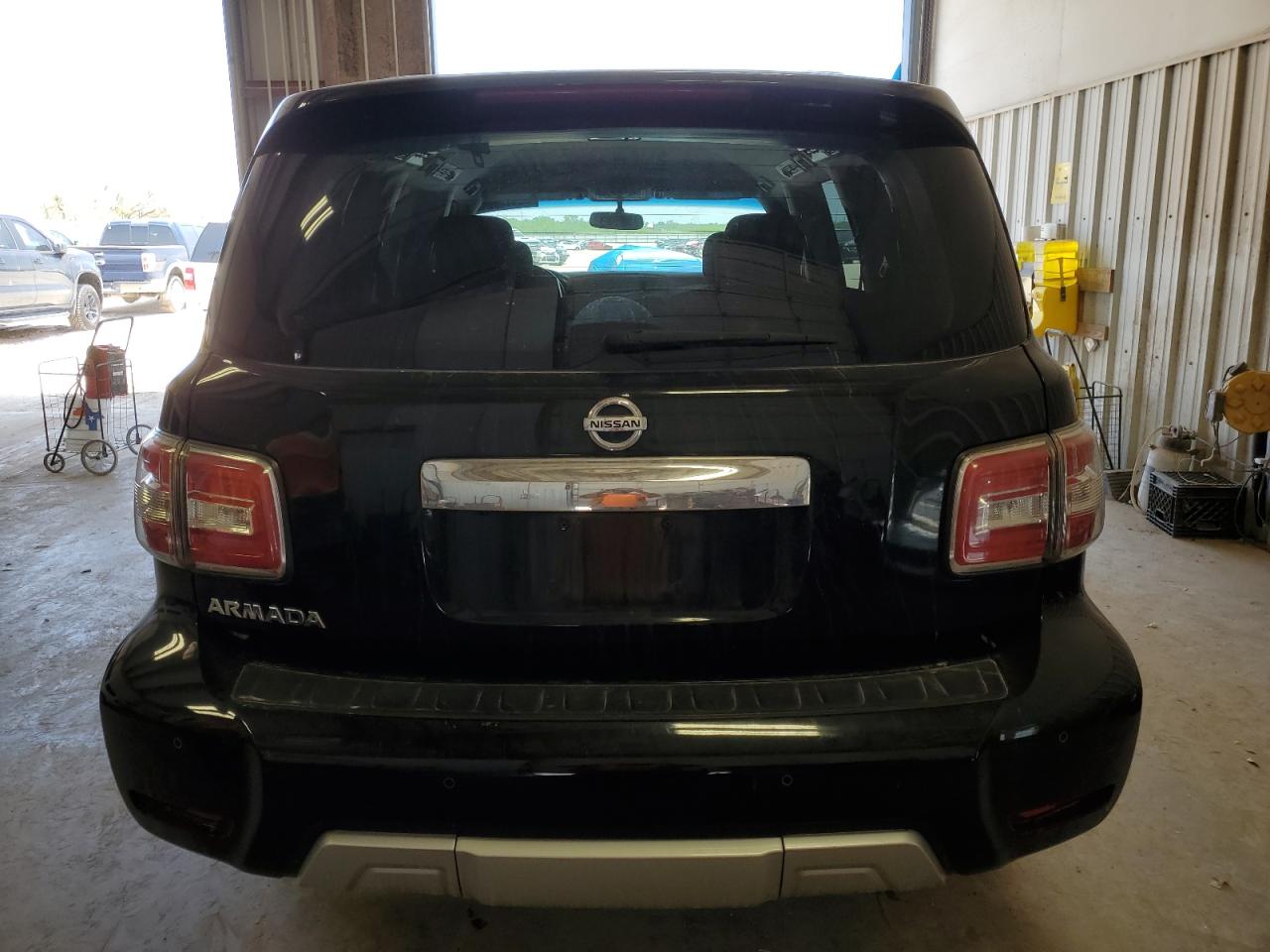 Photo 5 VIN: JN8AY2NC3J9557112 - NISSAN ARMADA 