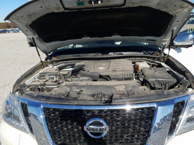 Photo 6 VIN: JN8AY2ND0J9051066 - NISSAN ARMADA SV 