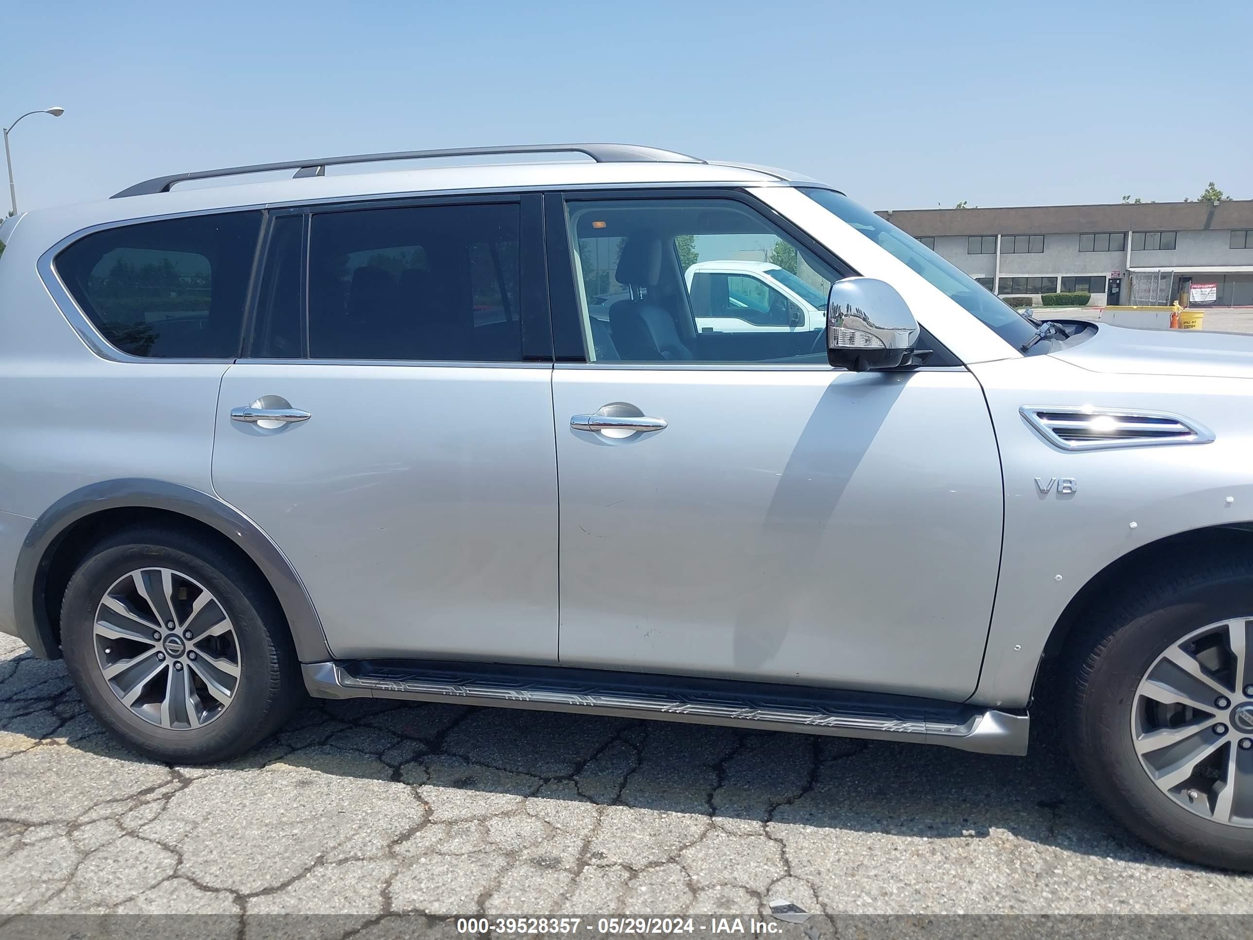 Photo 13 VIN: JN8AY2ND0J9053593 - NISSAN ARMADA 