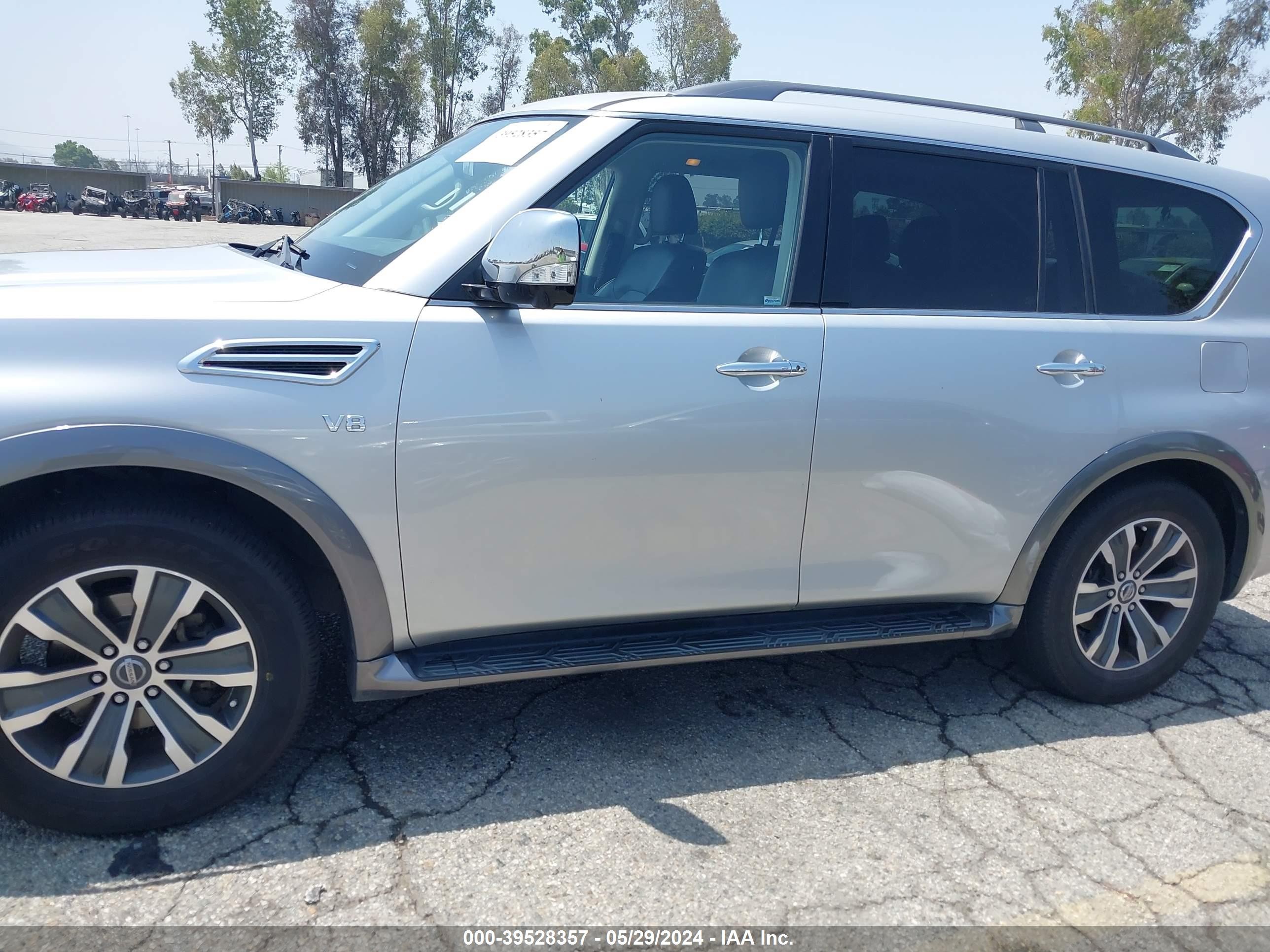 Photo 14 VIN: JN8AY2ND0J9053593 - NISSAN ARMADA 