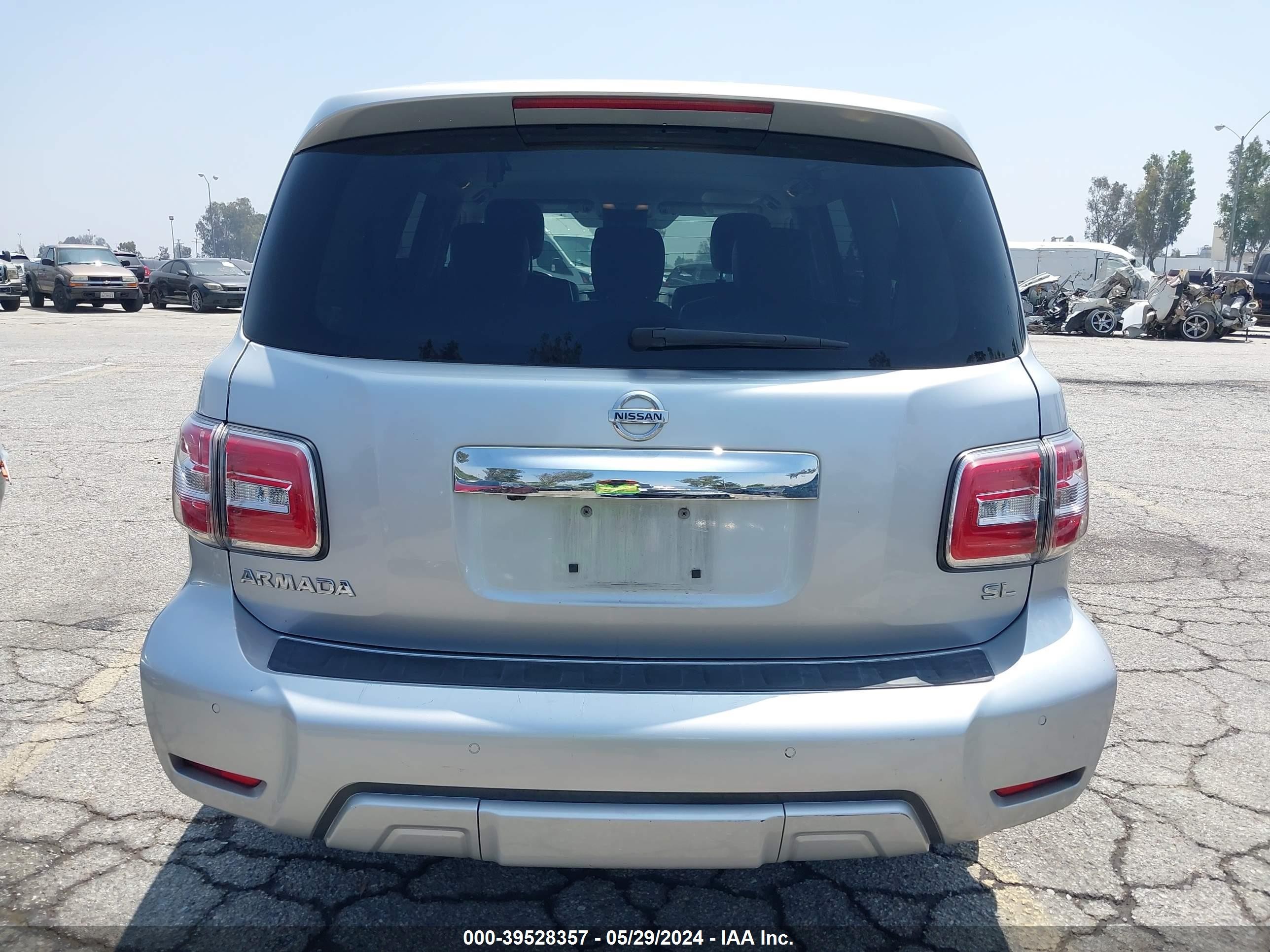 Photo 16 VIN: JN8AY2ND0J9053593 - NISSAN ARMADA 