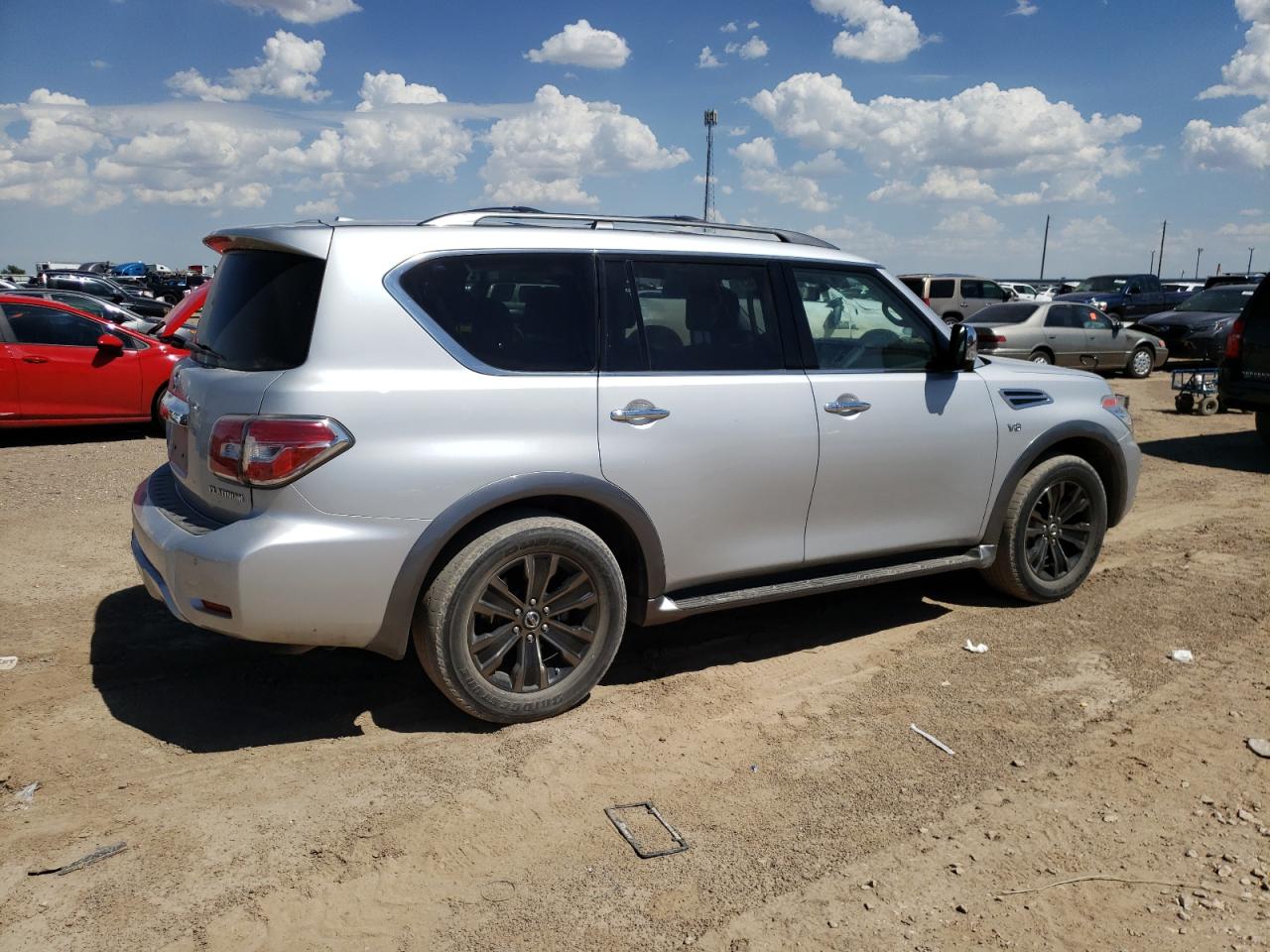 Photo 2 VIN: JN8AY2ND0JX000162 - NISSAN ARMADA 