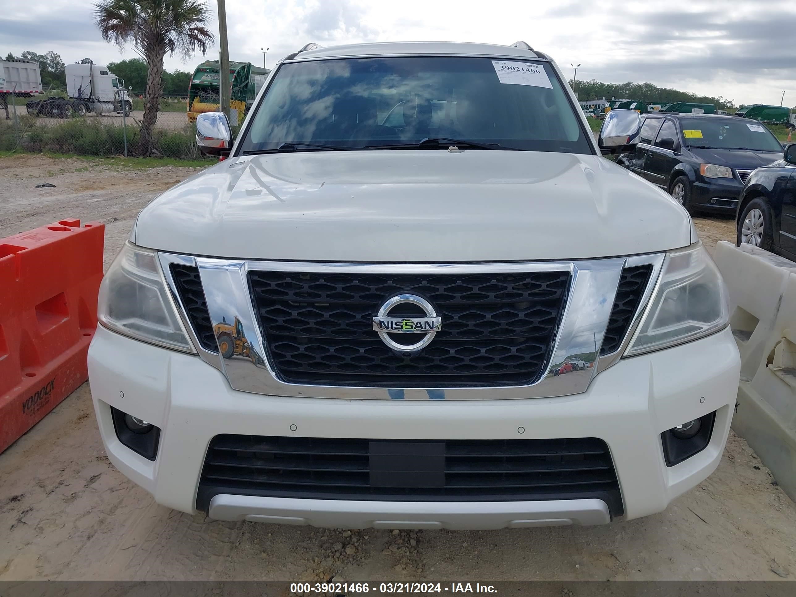 Photo 5 VIN: JN8AY2ND4H9002866 - NISSAN ARMADA 