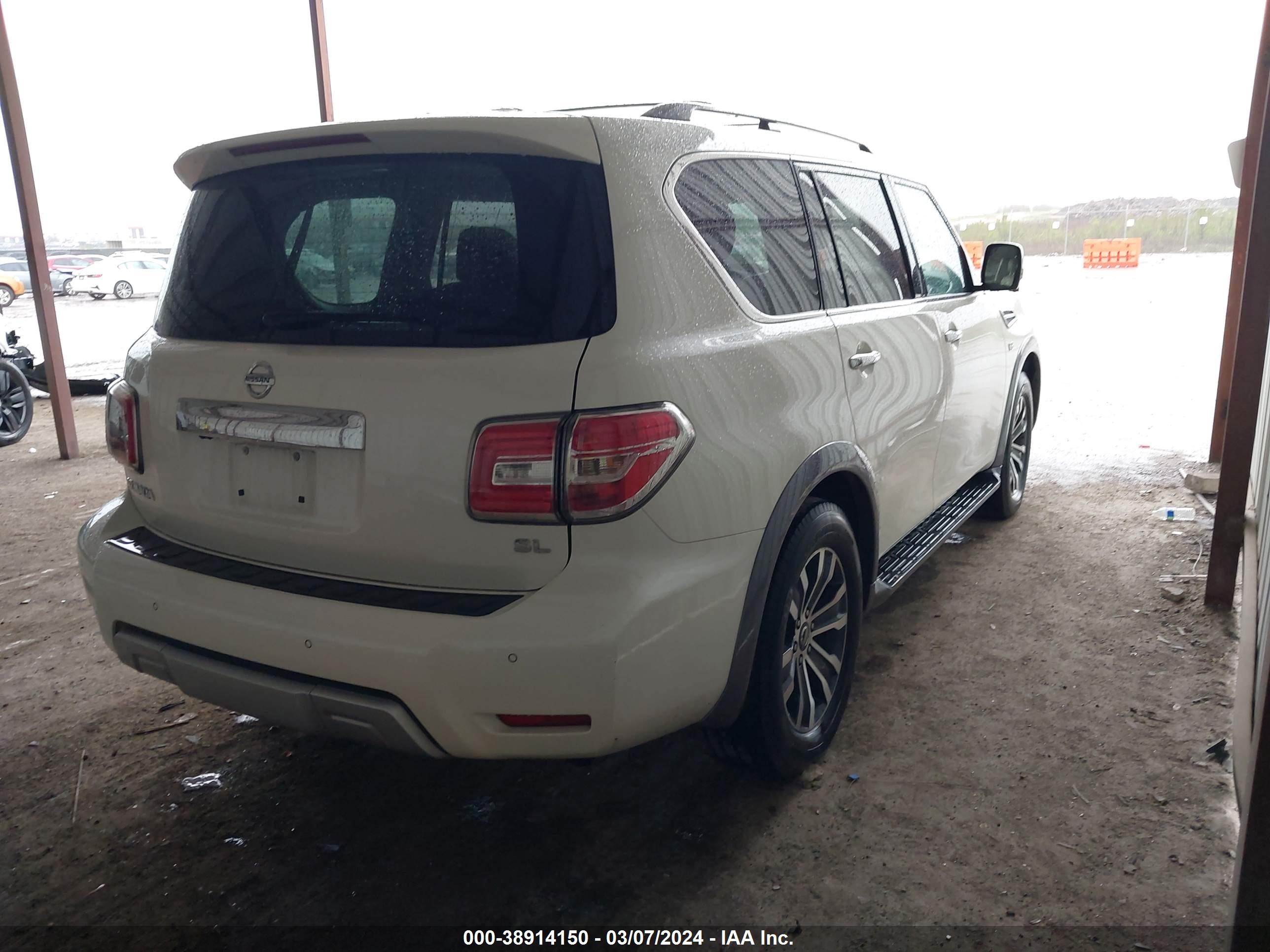 Photo 3 VIN: JN8AY2ND5J9054996 - NISSAN ARMADA 