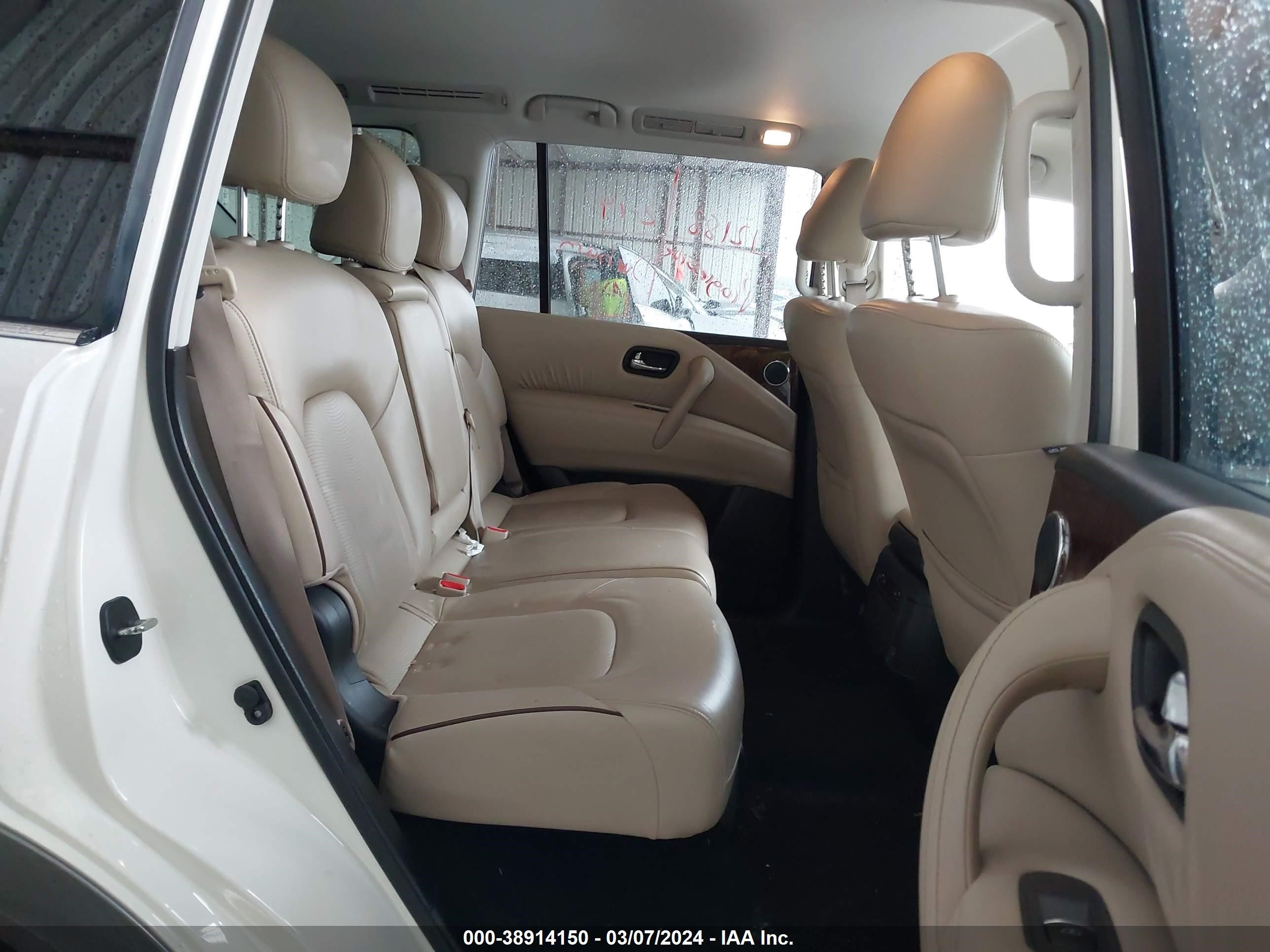 Photo 7 VIN: JN8AY2ND5J9054996 - NISSAN ARMADA 