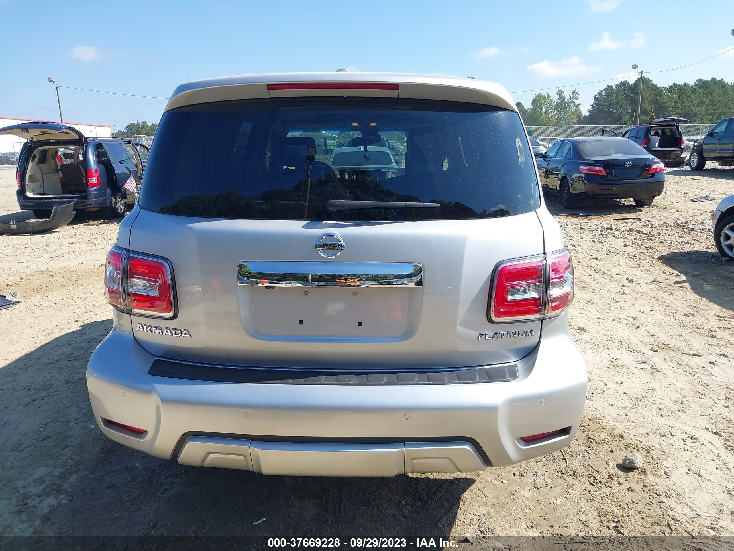 Photo 15 VIN: JN8AY2ND7H9000710 - NISSAN ARMADA 