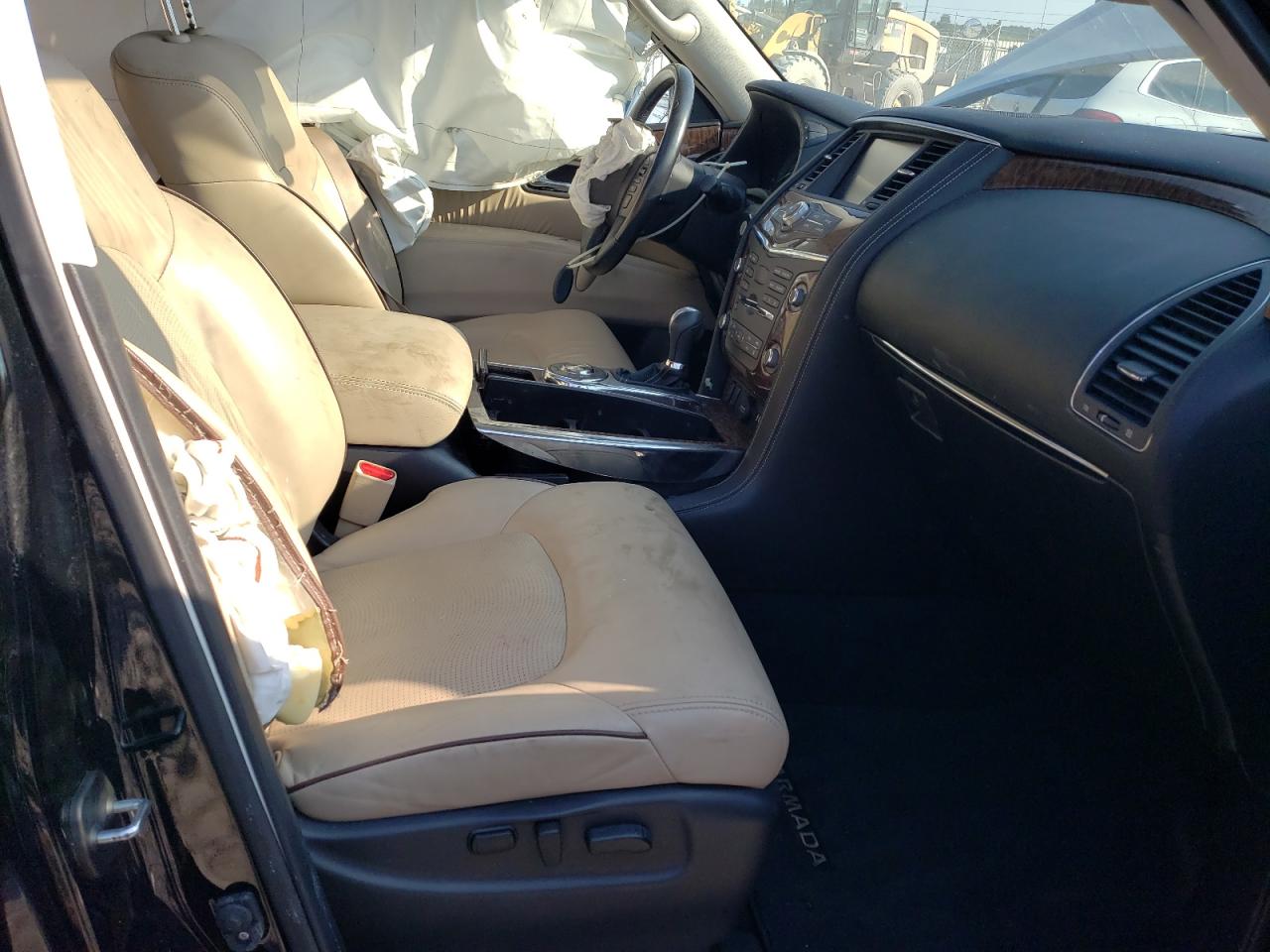 Photo 6 VIN: JN8AY2ND7J9058855 - NISSAN ARMADA 