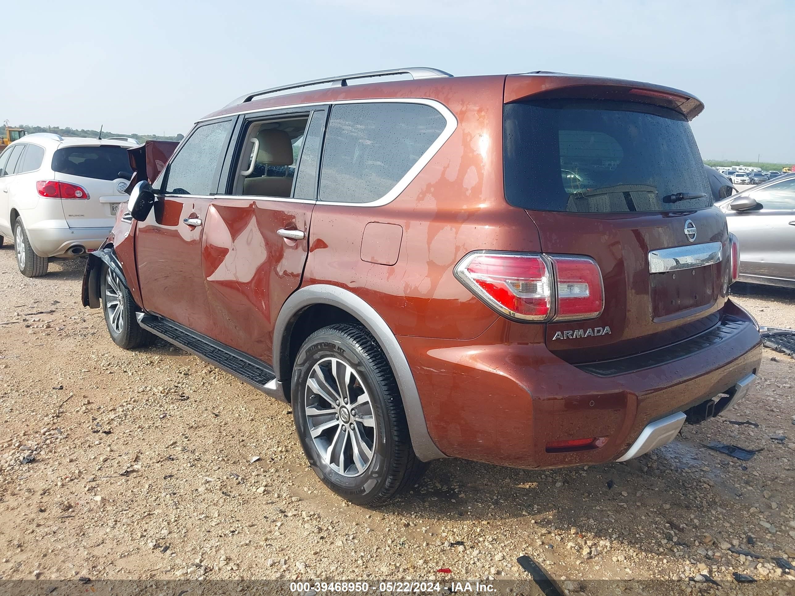 Photo 2 VIN: JN8AY2ND8J9054698 - NISSAN ARMADA 