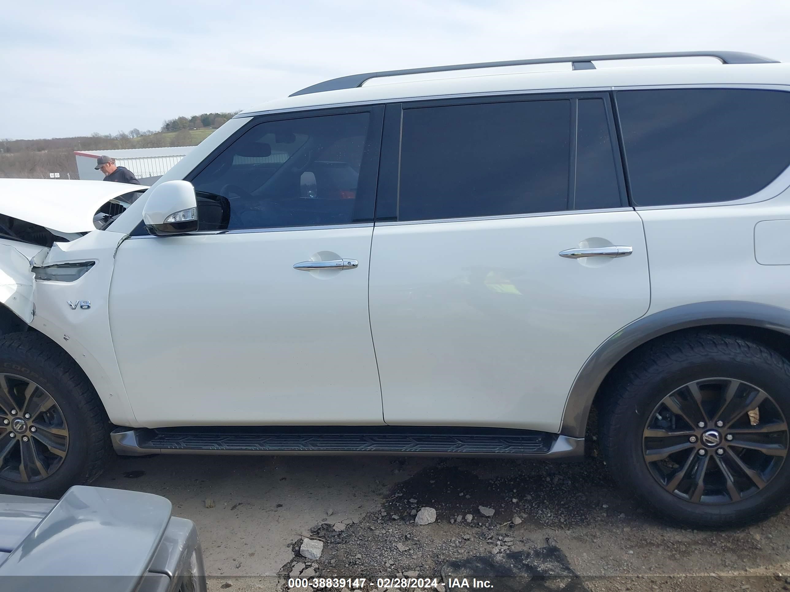 Photo 14 VIN: JN8AY2ND8L9106253 - NISSAN ARMADA 