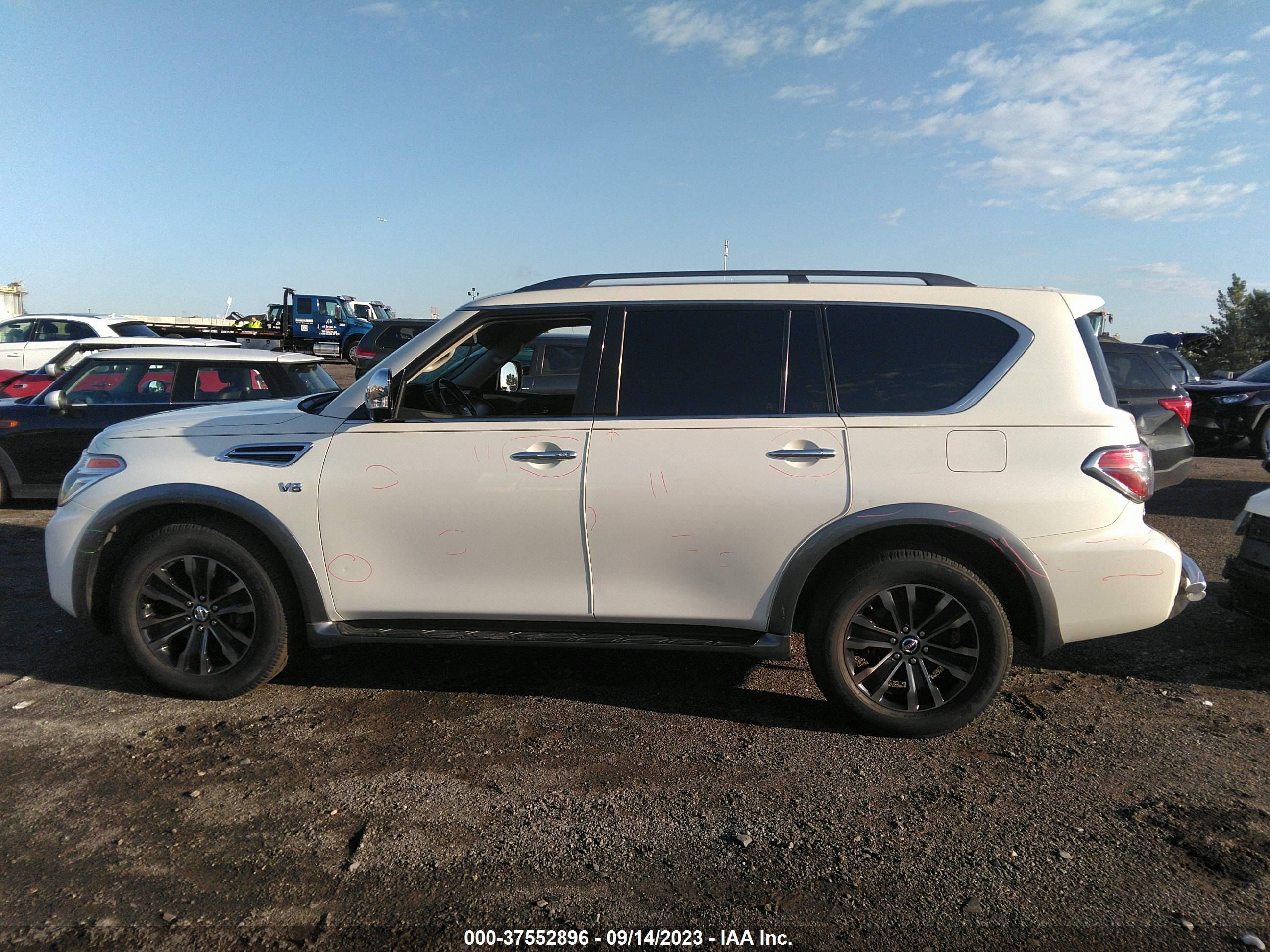 Photo 13 VIN: JN8AY2NEXH9700858 - NISSAN ARMADA 