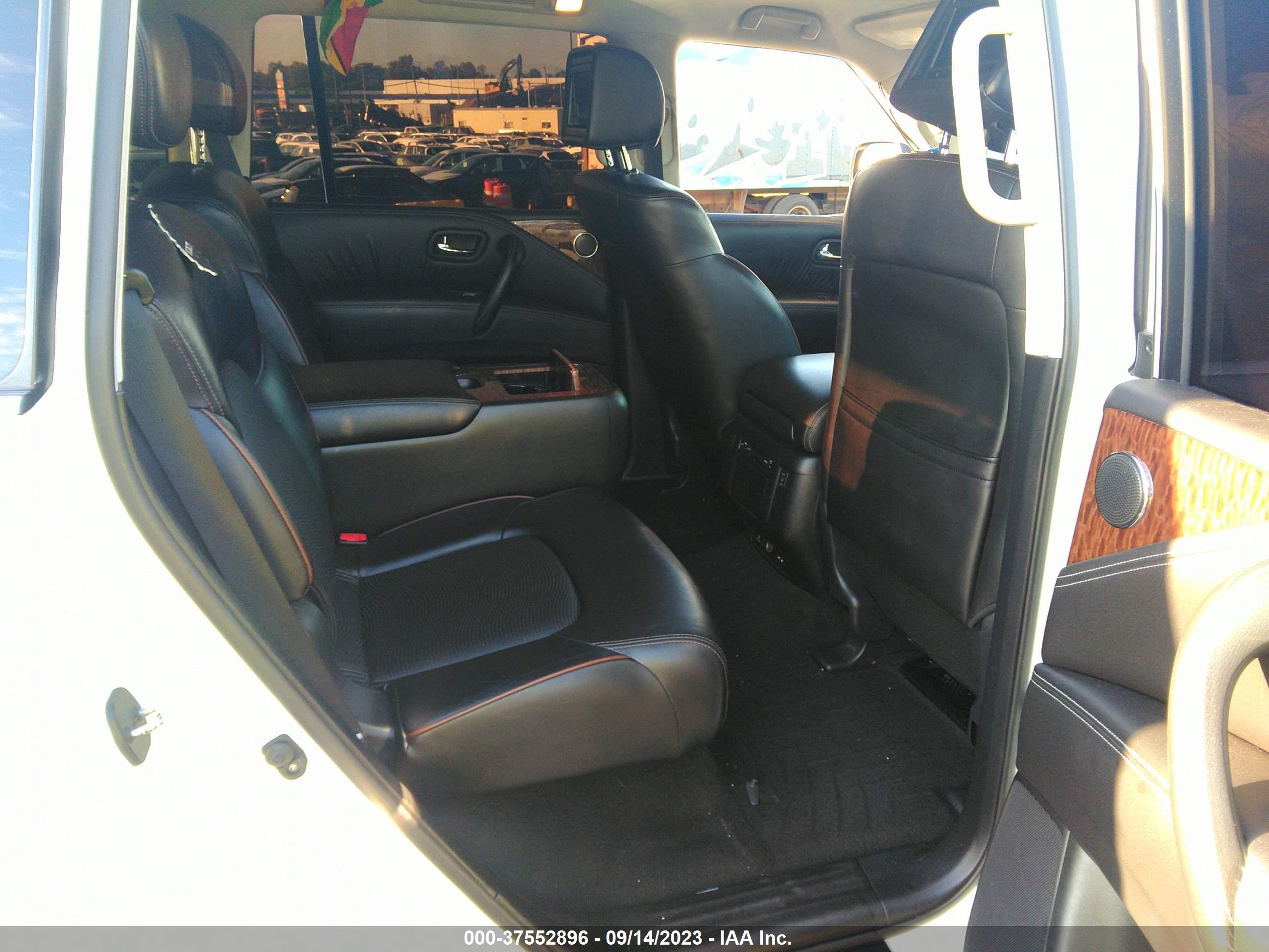 Photo 7 VIN: JN8AY2NEXH9700858 - NISSAN ARMADA 