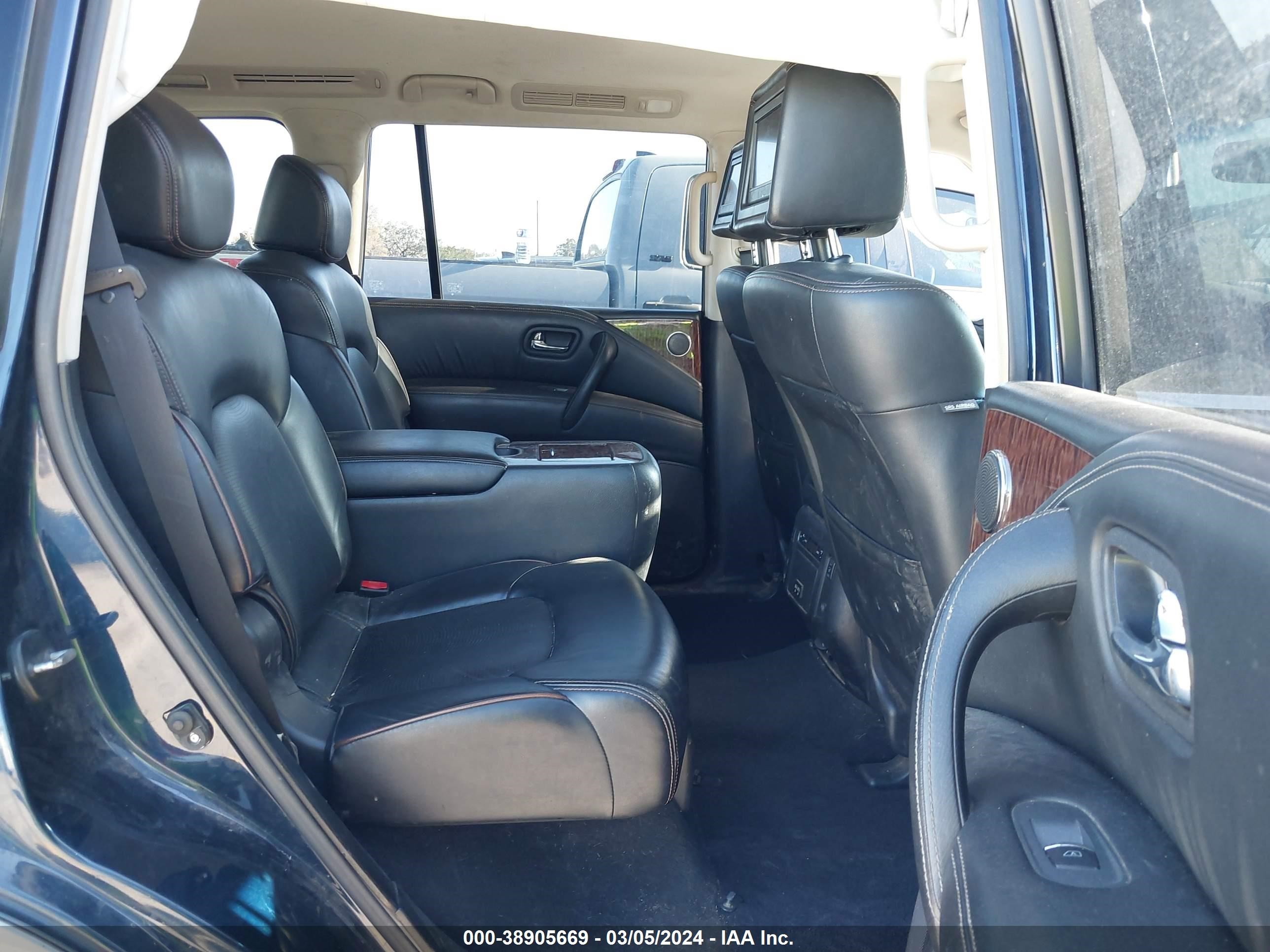 Photo 7 VIN: JN8AY2NF9H9304848 - NISSAN ARMADA 