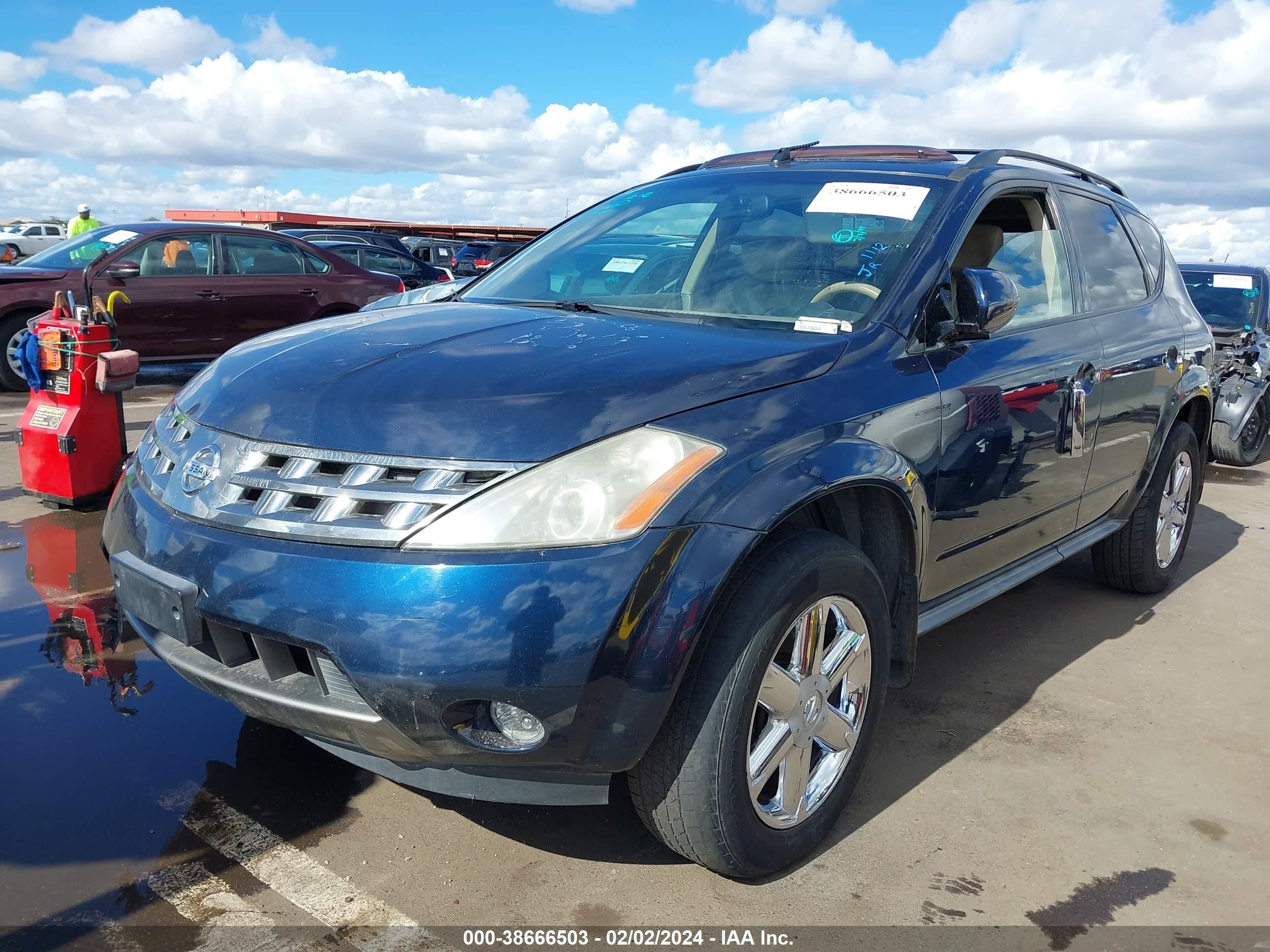 Photo 2 VIN: JN8AZ08T15W325144 - NISSAN MURANO 