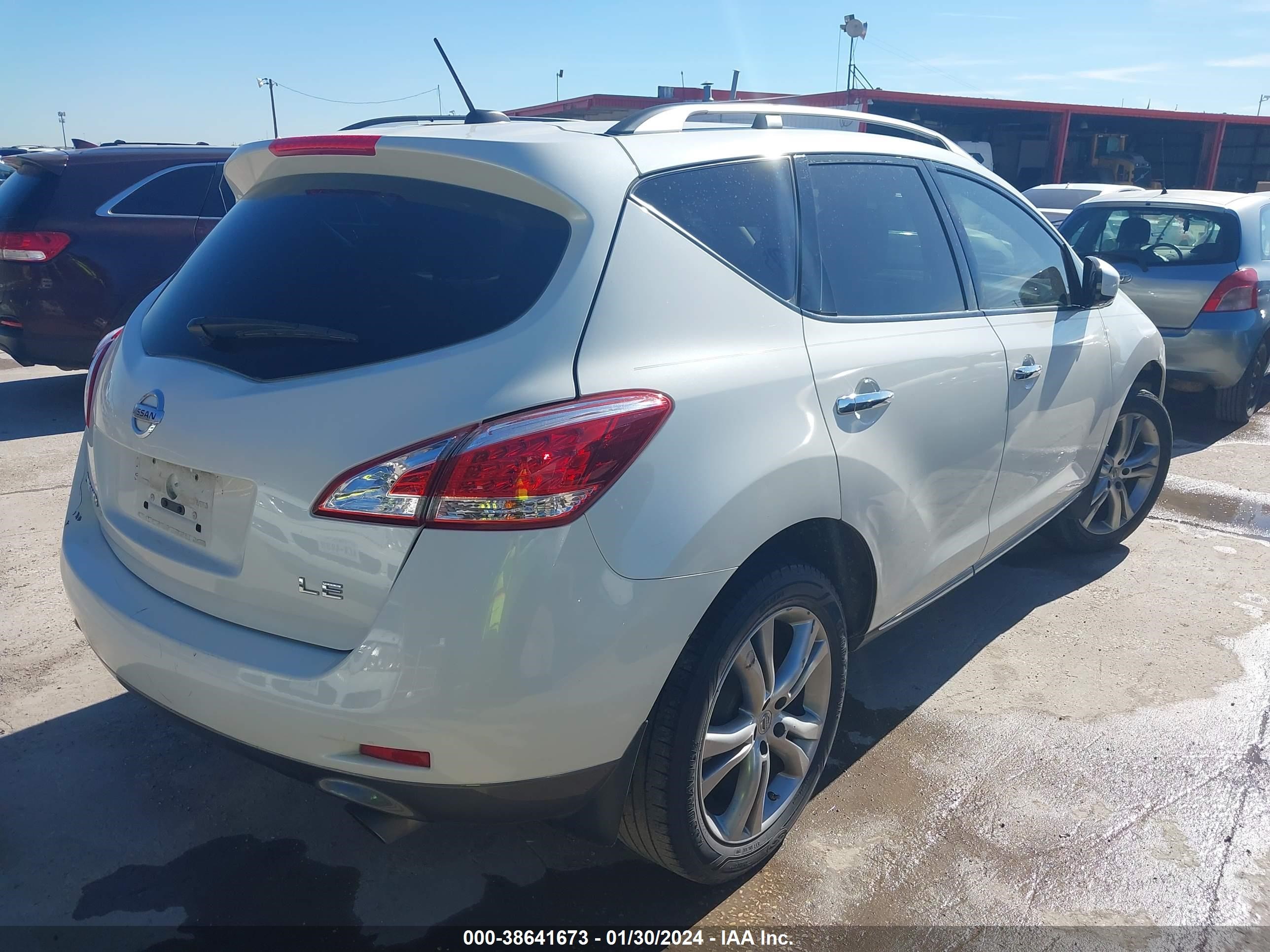 Photo 3 VIN: JN8AZ1MU1BW065702 - NISSAN MURANO 