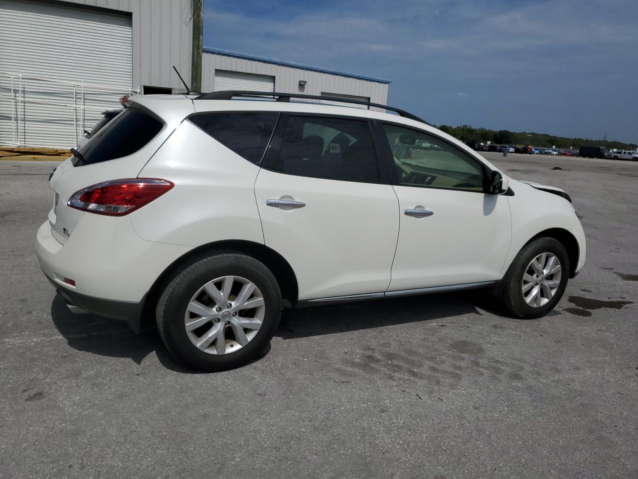 Photo 2 VIN: JN8AZ1MU1DW211759 - NISSAN MURANO 