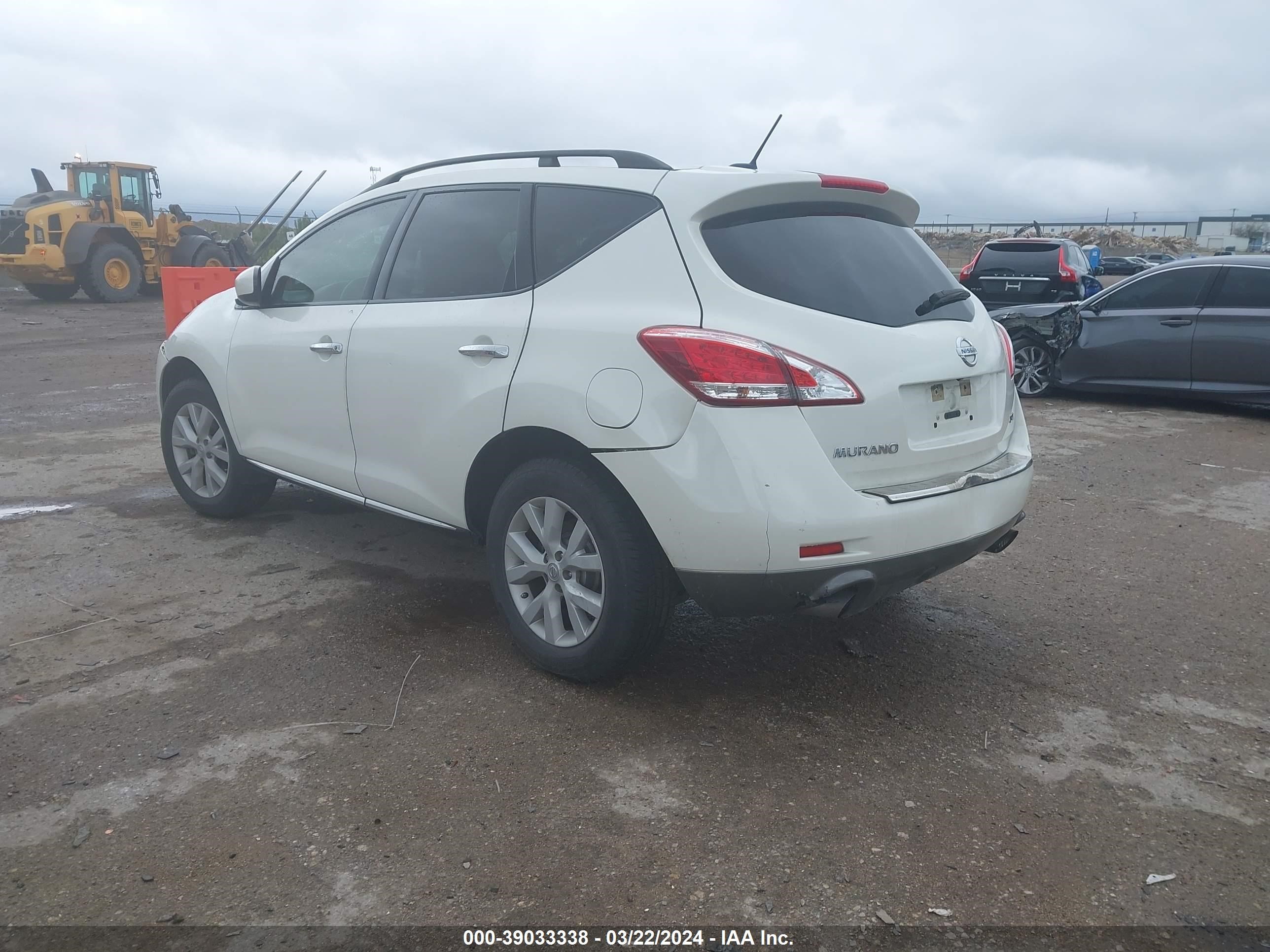 Photo 2 VIN: JN8AZ1MU2CW112639 - NISSAN MURANO 