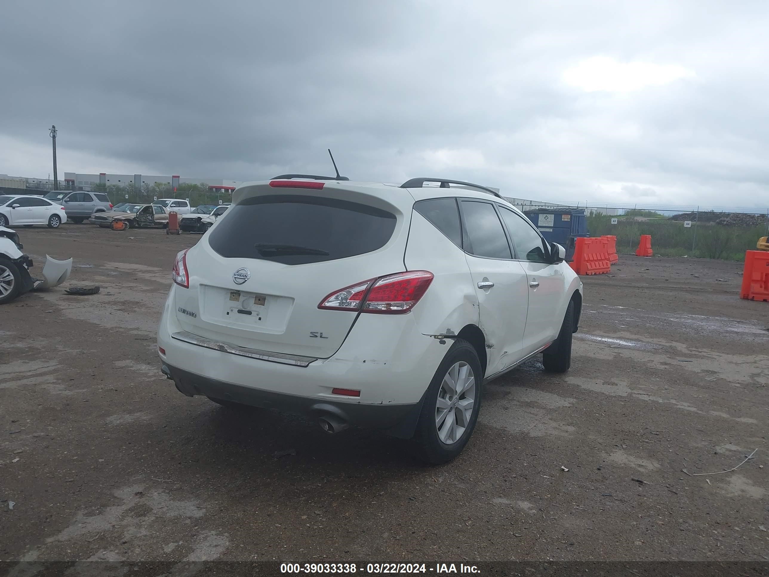 Photo 3 VIN: JN8AZ1MU2CW112639 - NISSAN MURANO 