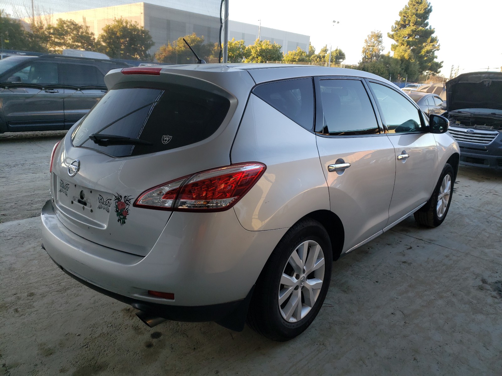 Photo 3 VIN: JN8AZ1MU4BW060719 - NISSAN MURANO S 