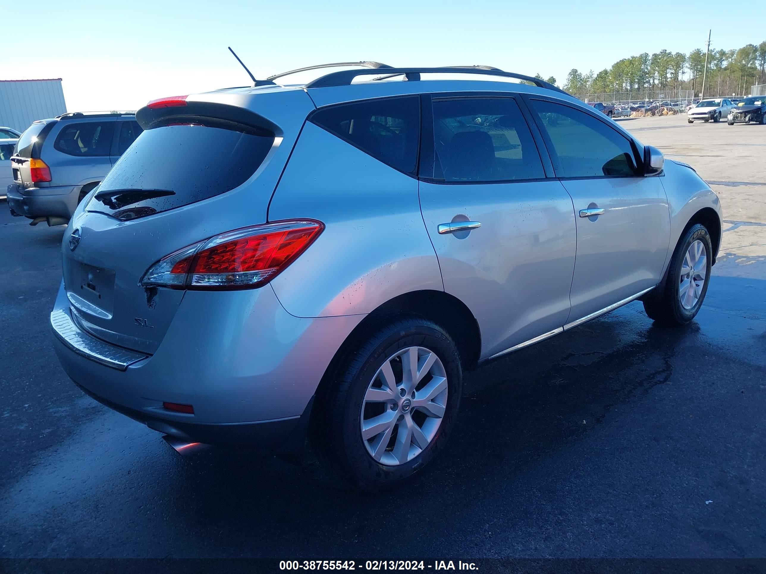 Photo 3 VIN: JN8AZ1MU8BW055037 - NISSAN MURANO 