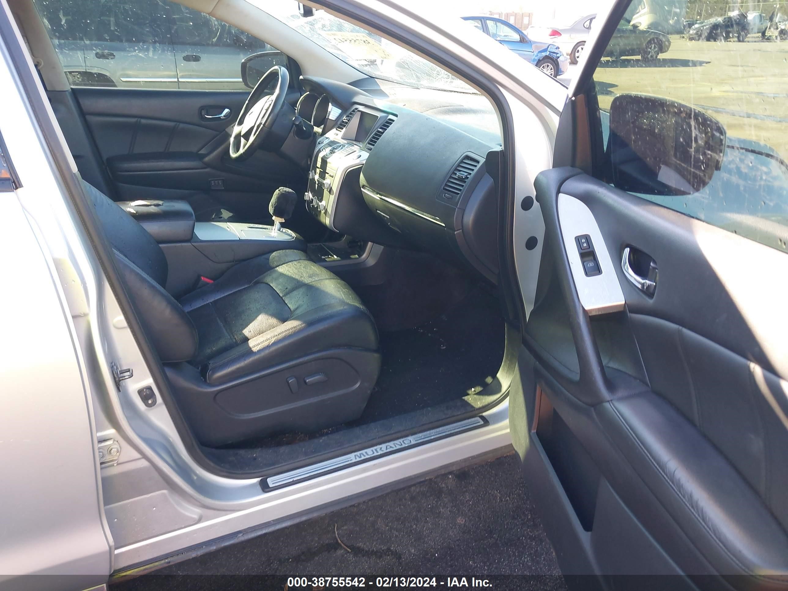 Photo 4 VIN: JN8AZ1MU8BW055037 - NISSAN MURANO 