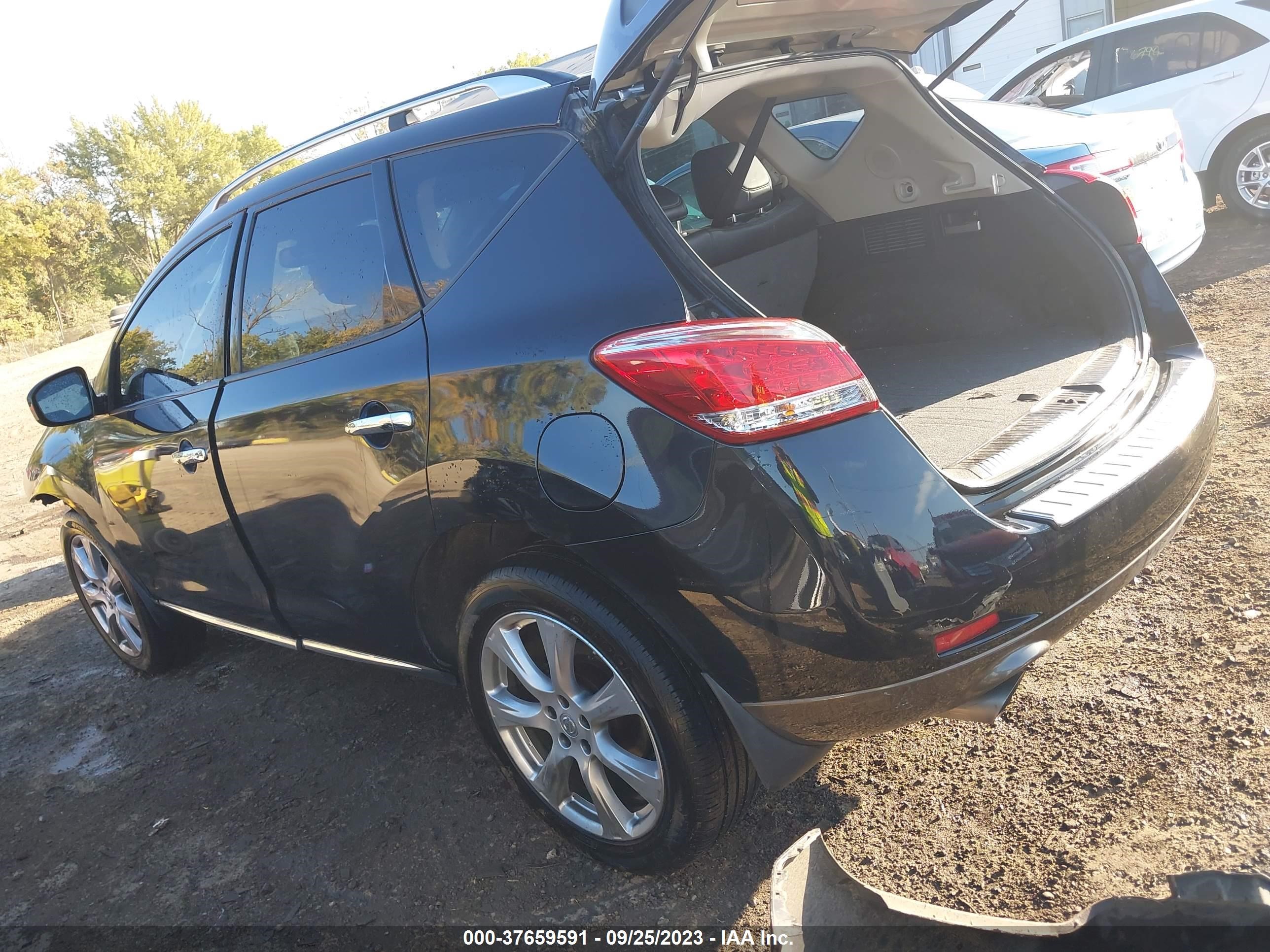 Photo 2 VIN: JN8AZ1MW2CW233169 - NISSAN MURANO 