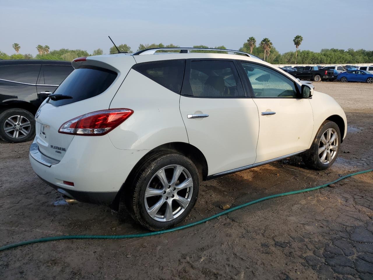 Photo 2 VIN: JN8AZ1MWXEW532945 - NISSAN MURANO 