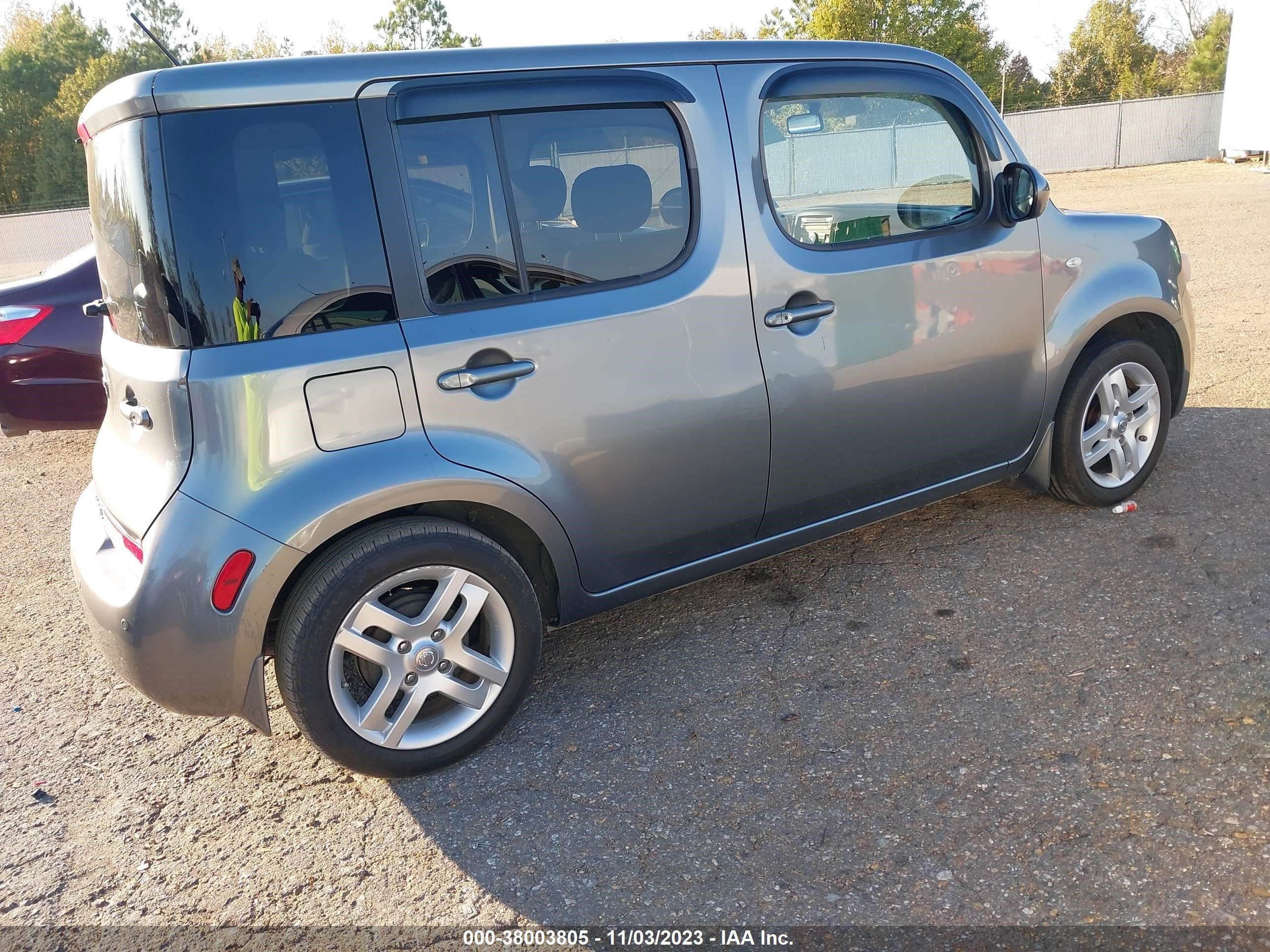 Photo 3 VIN: JN8AZ28R39T102966 - NISSAN CUBE 