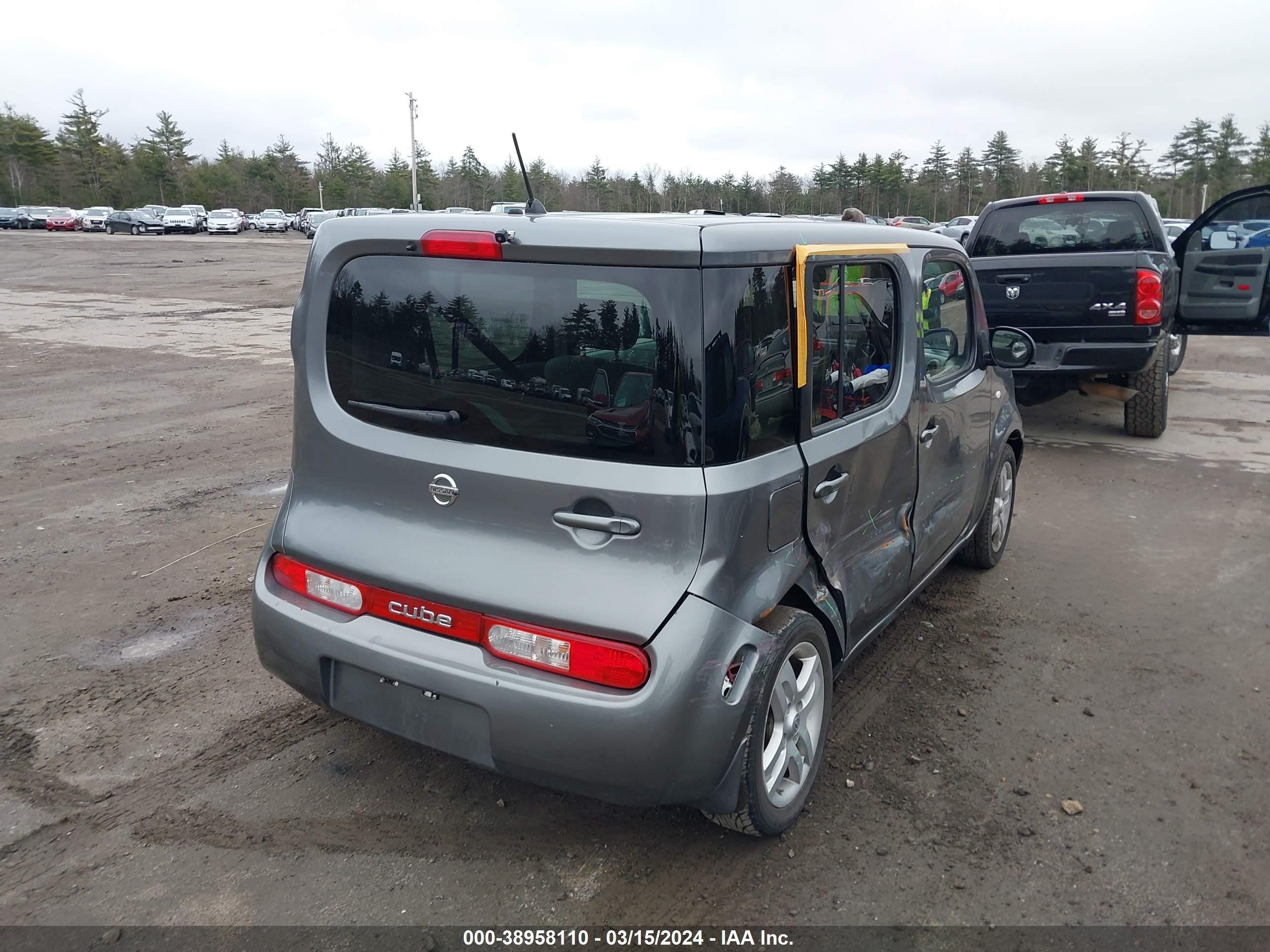 Photo 3 VIN: JN8AZ28R39T109206 - NISSAN CUBE 