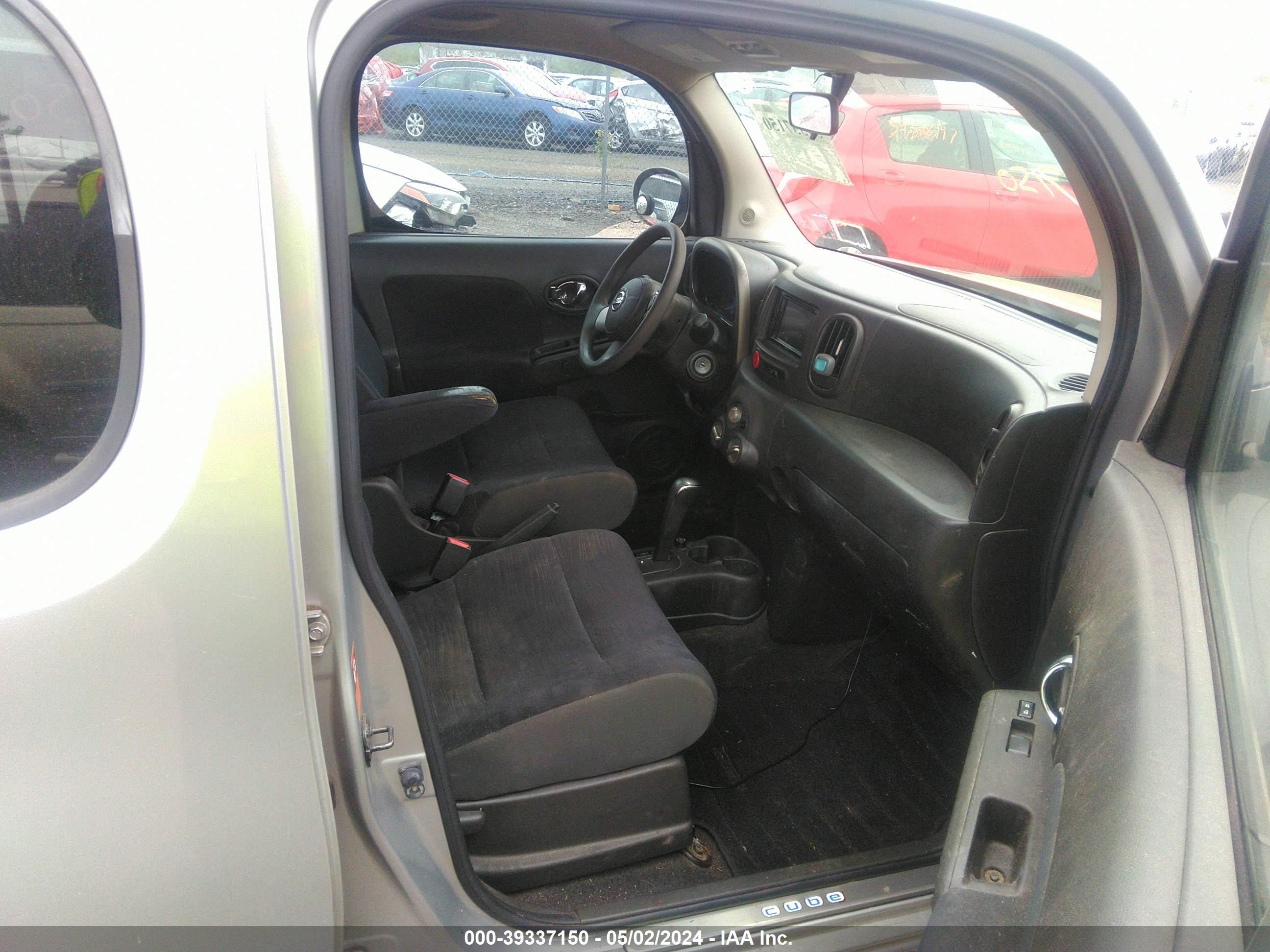 Photo 4 VIN: JN8AZ28R39T113742 - NISSAN CUBE 