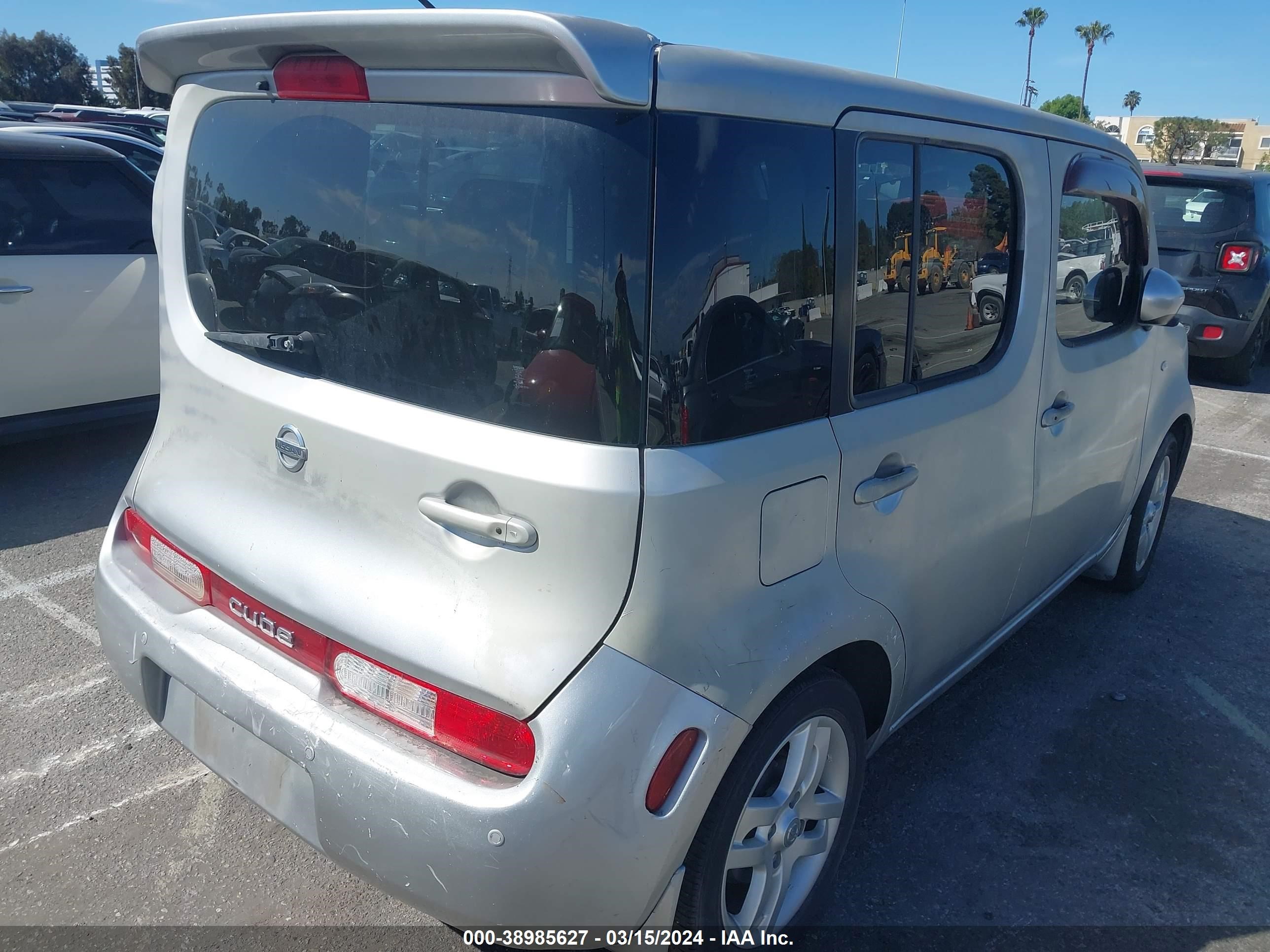 Photo 3 VIN: JN8AZ28R49T130498 - NISSAN CUBE 