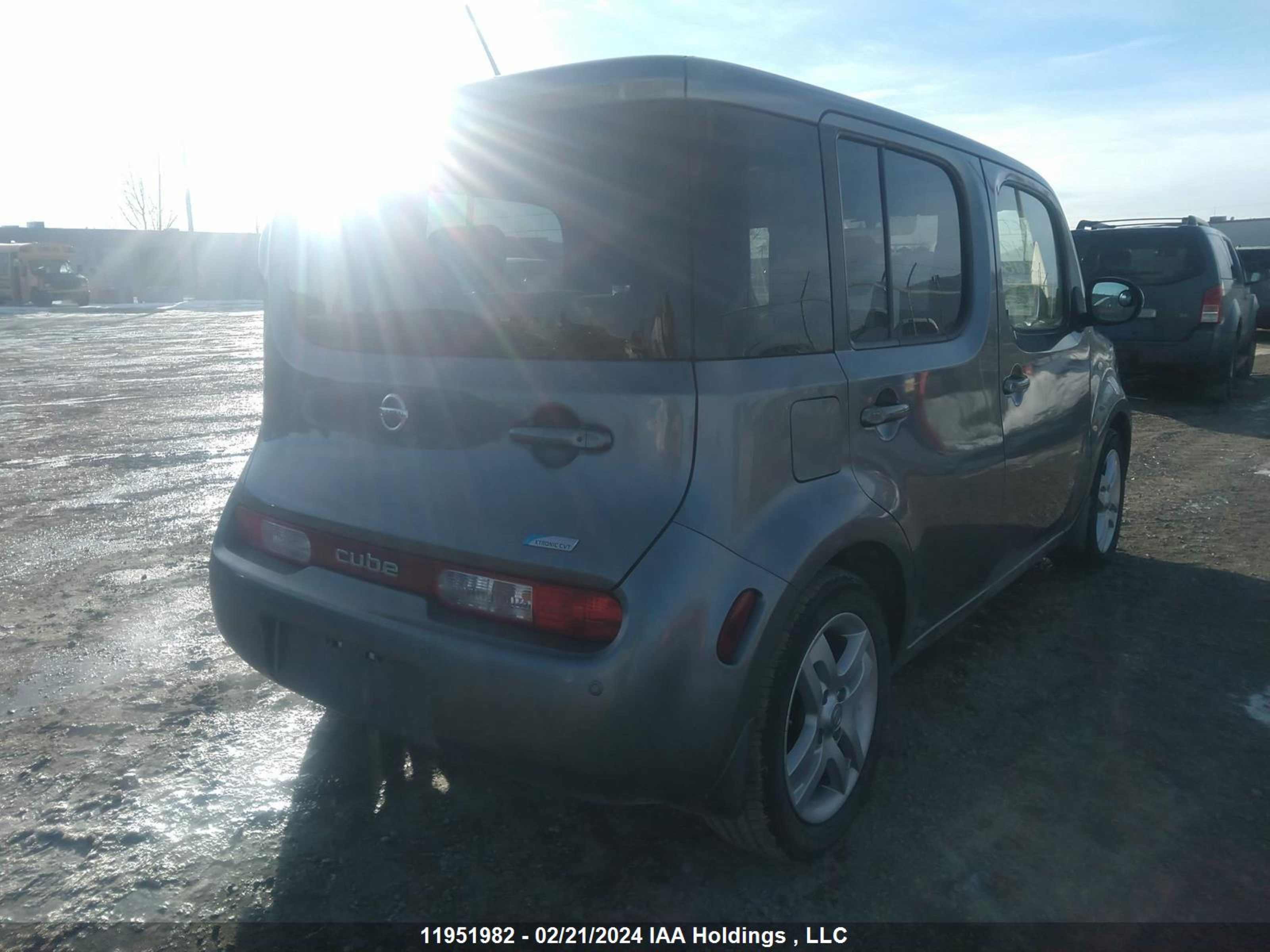 Photo 3 VIN: JN8AZ28R59T118537 - NISSAN CUBE 