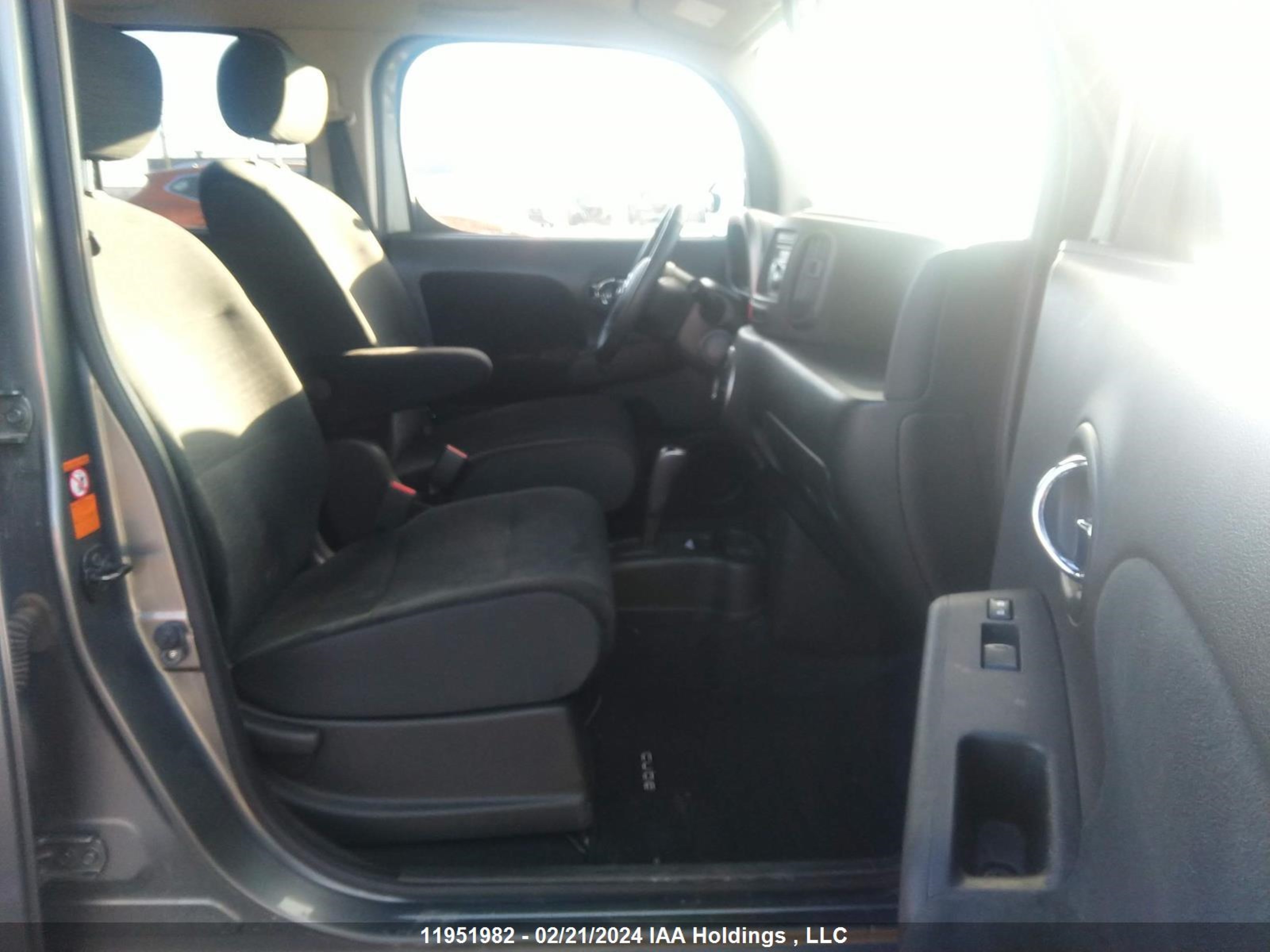 Photo 4 VIN: JN8AZ28R59T118537 - NISSAN CUBE 