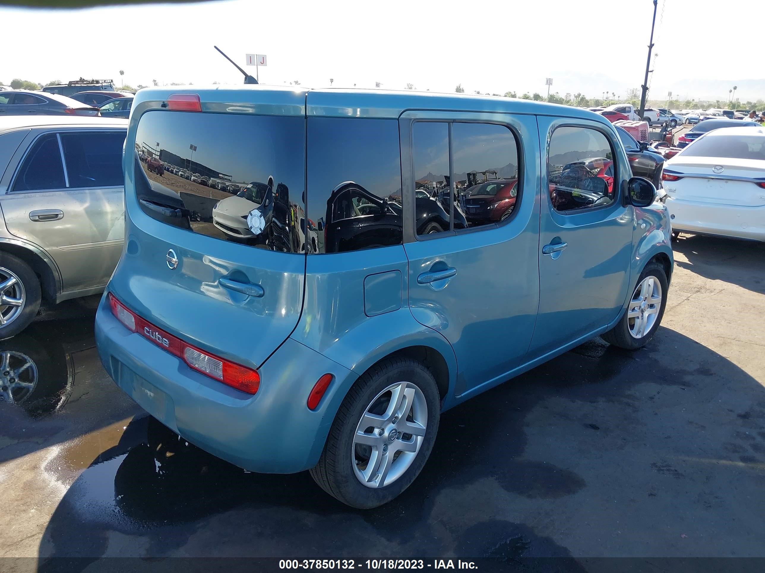 Photo 3 VIN: JN8AZ28R69T129191 - NISSAN CUBE 