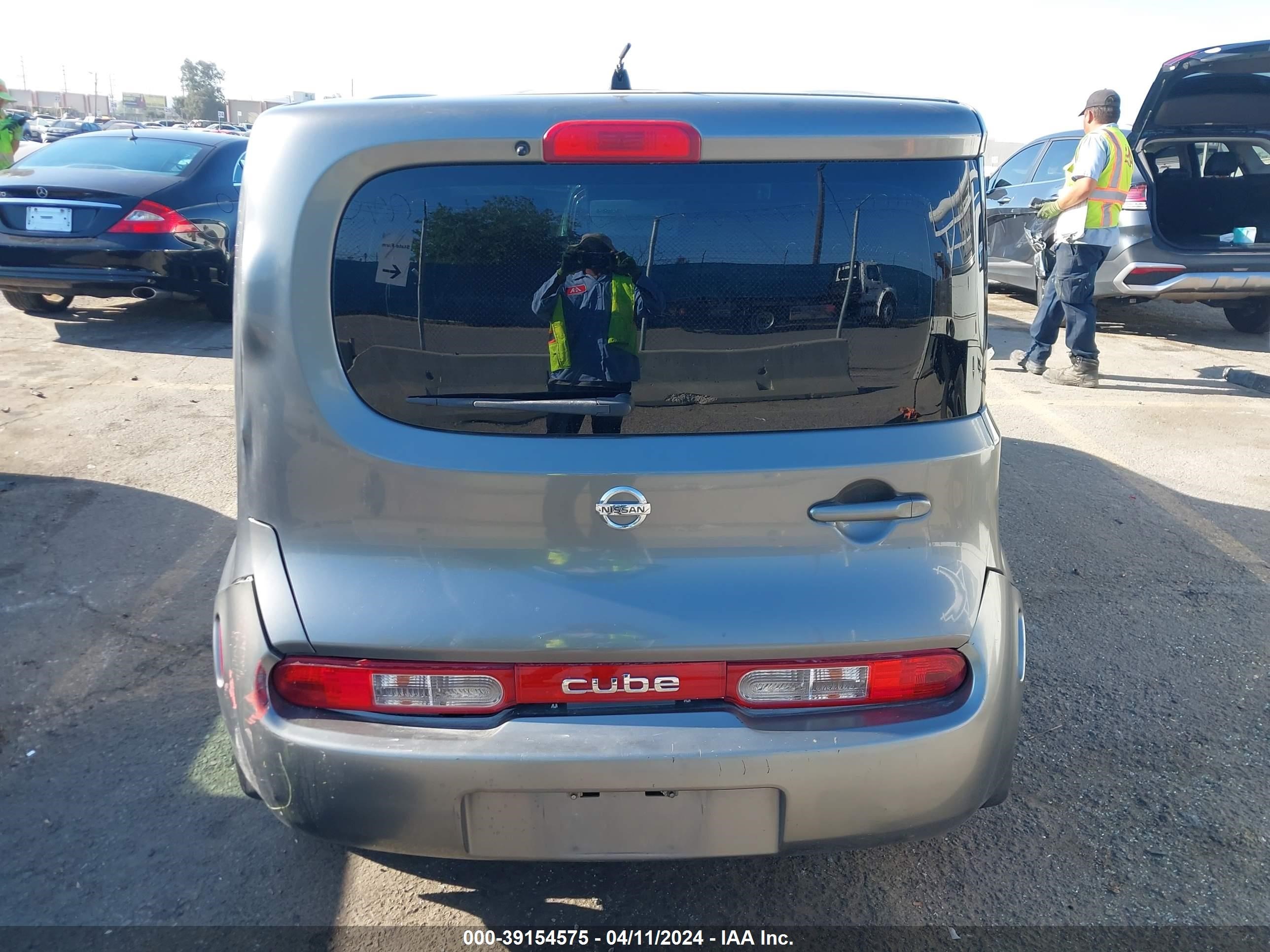 Photo 15 VIN: JN8AZ28R69T131281 - NISSAN CUBE 