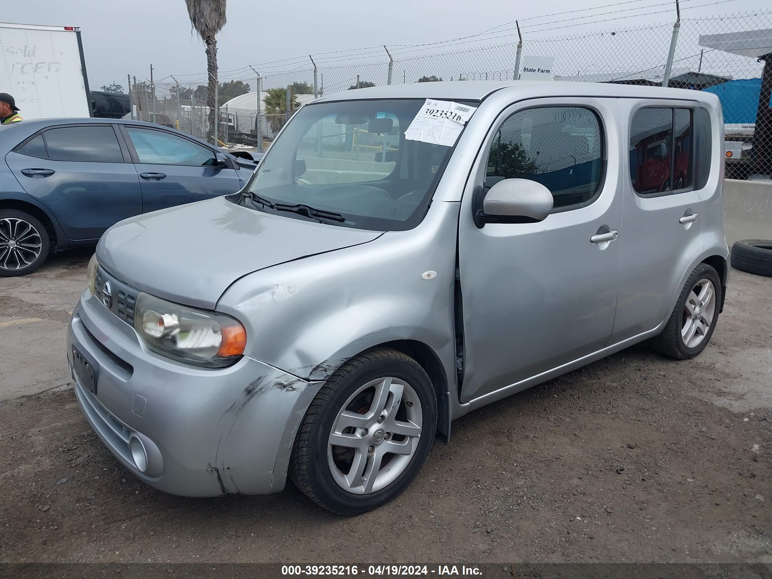 Photo 1 VIN: JN8AZ28R99T109372 - NISSAN CUBE 