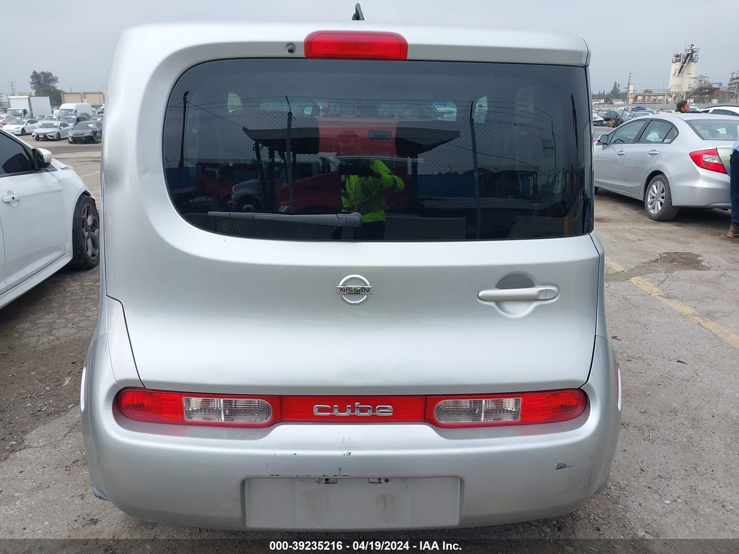 Photo 15 VIN: JN8AZ28R99T109372 - NISSAN CUBE 