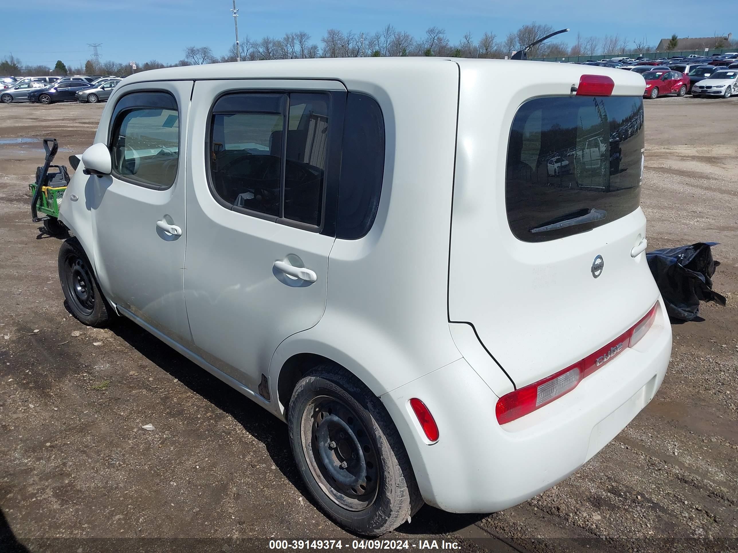 Photo 2 VIN: JN8AZ2KR0AT150471 - NISSAN CUBE 