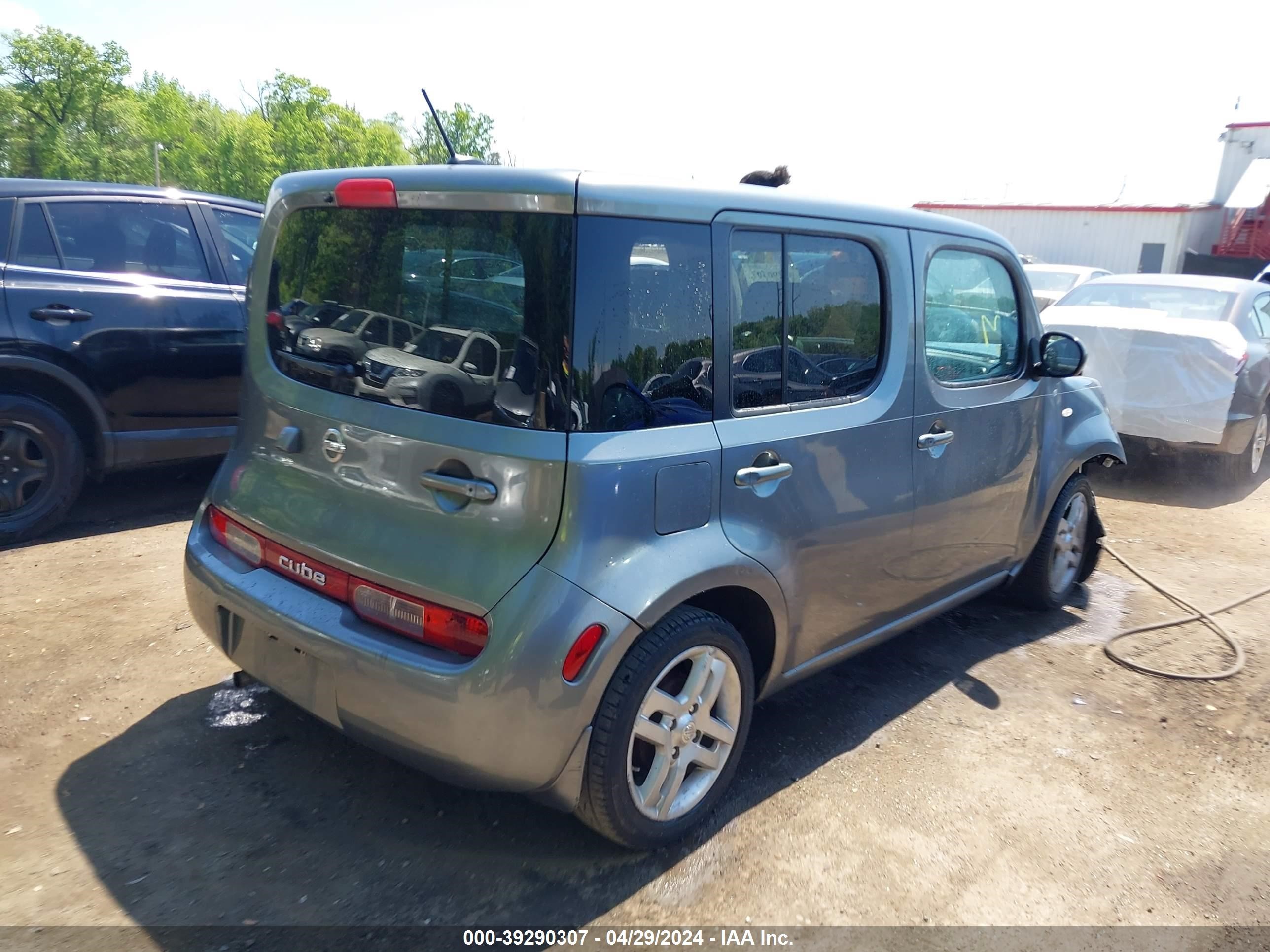 Photo 3 VIN: JN8AZ2KR0BT200755 - NISSAN CUBE 