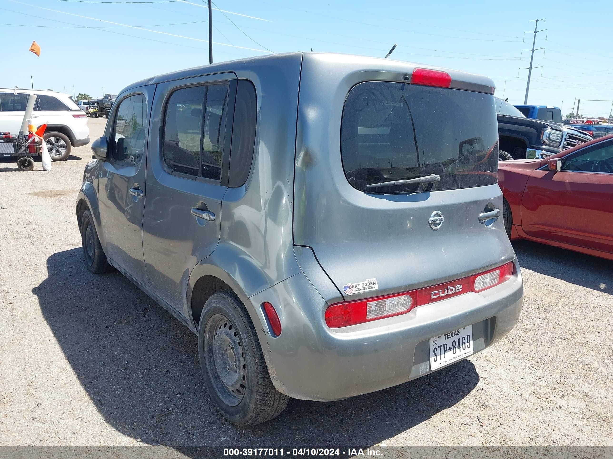 Photo 2 VIN: JN8AZ2KR0BT202974 - NISSAN CUBE 