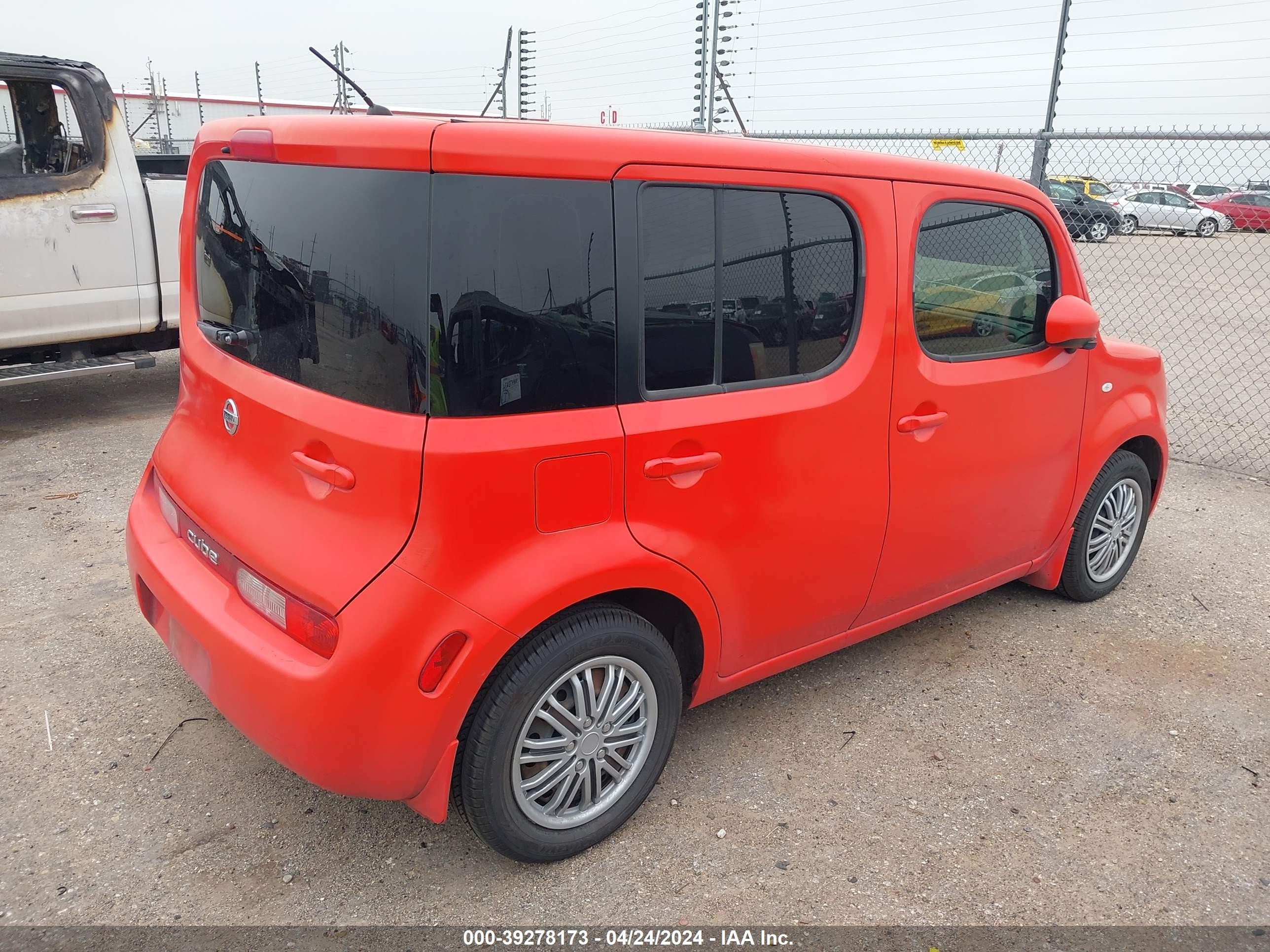 Photo 3 VIN: JN8AZ2KR2BT211823 - NISSAN CUBE 