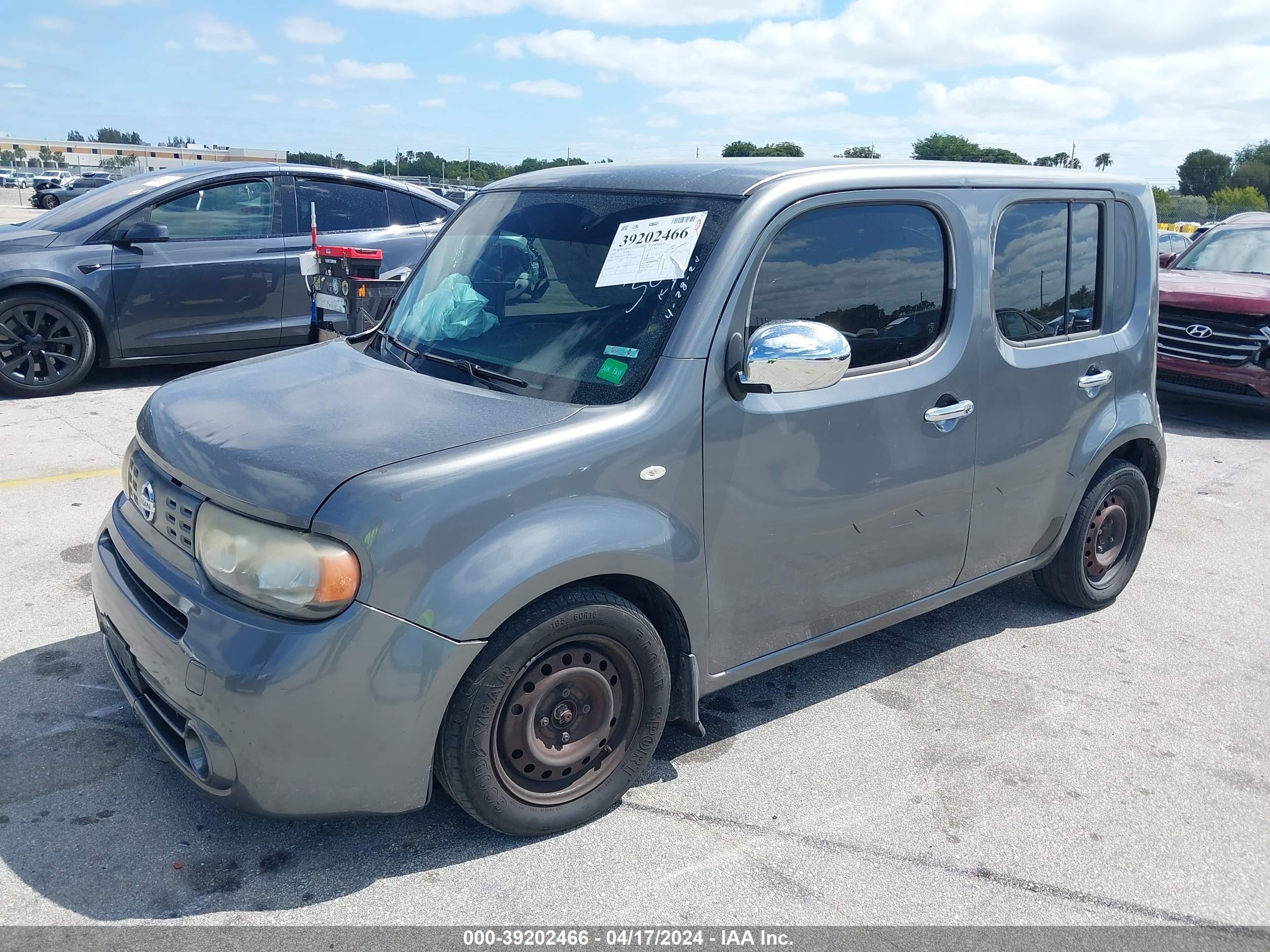 Photo 1 VIN: JN8AZ2KR2CT253863 - NISSAN CUBE 