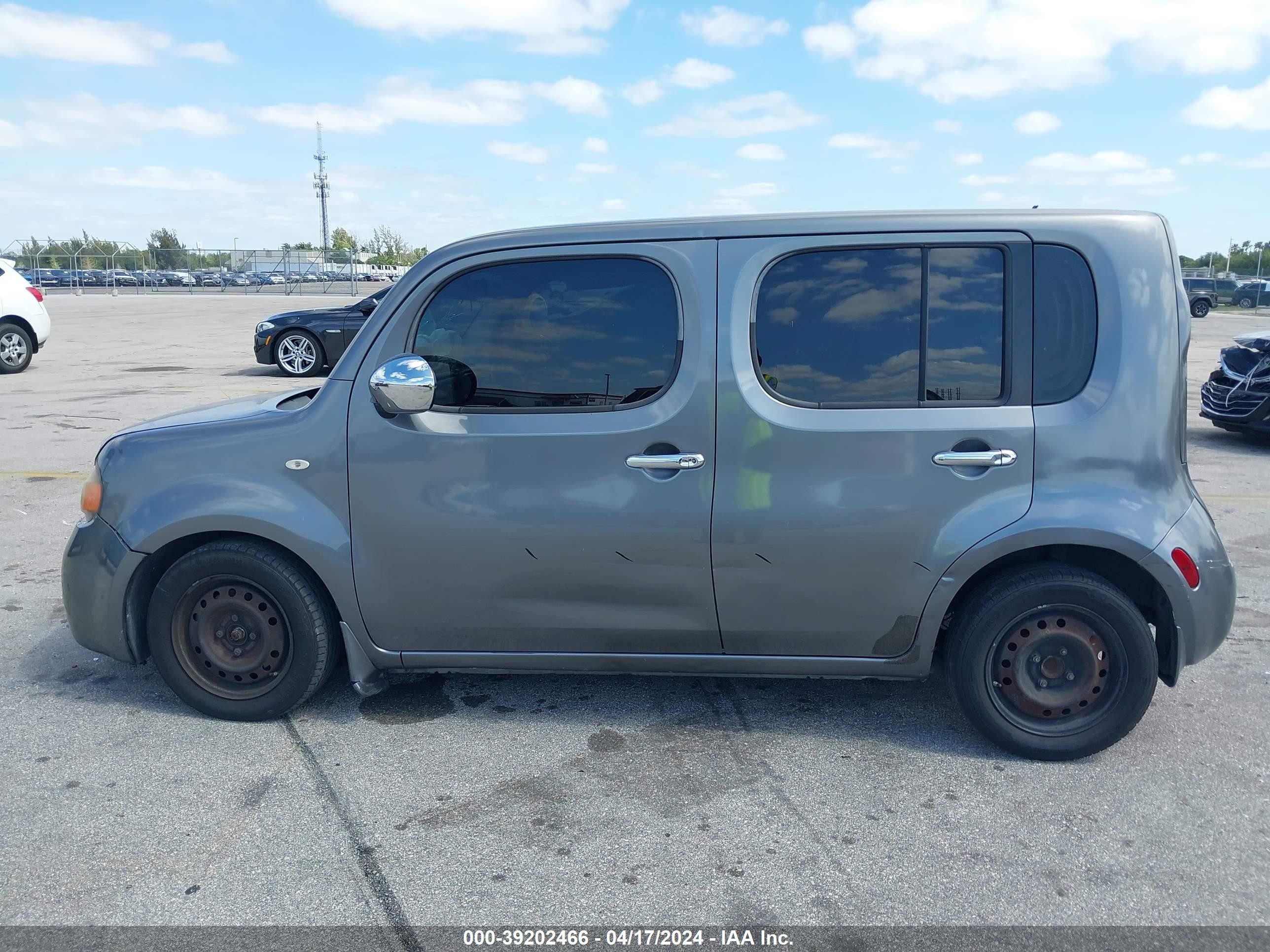 Photo 13 VIN: JN8AZ2KR2CT253863 - NISSAN CUBE 