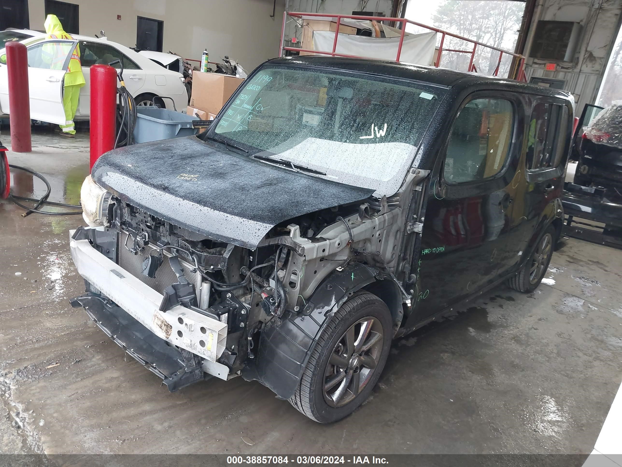 Photo 1 VIN: JN8AZ2KR4BT210561 - NISSAN CUBE 