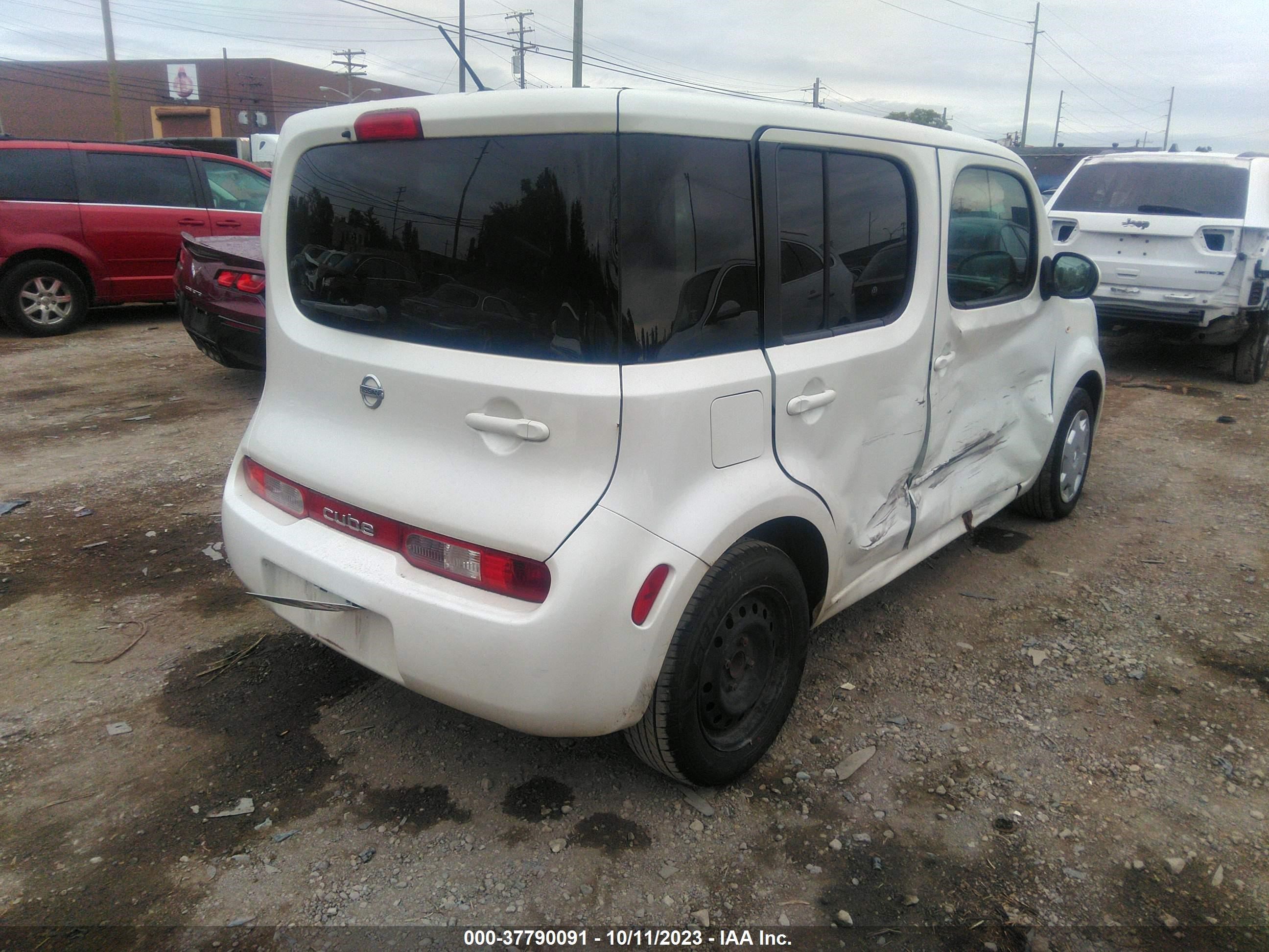 Photo 3 VIN: JN8AZ2KR9CT254508 - NISSAN CUBE 