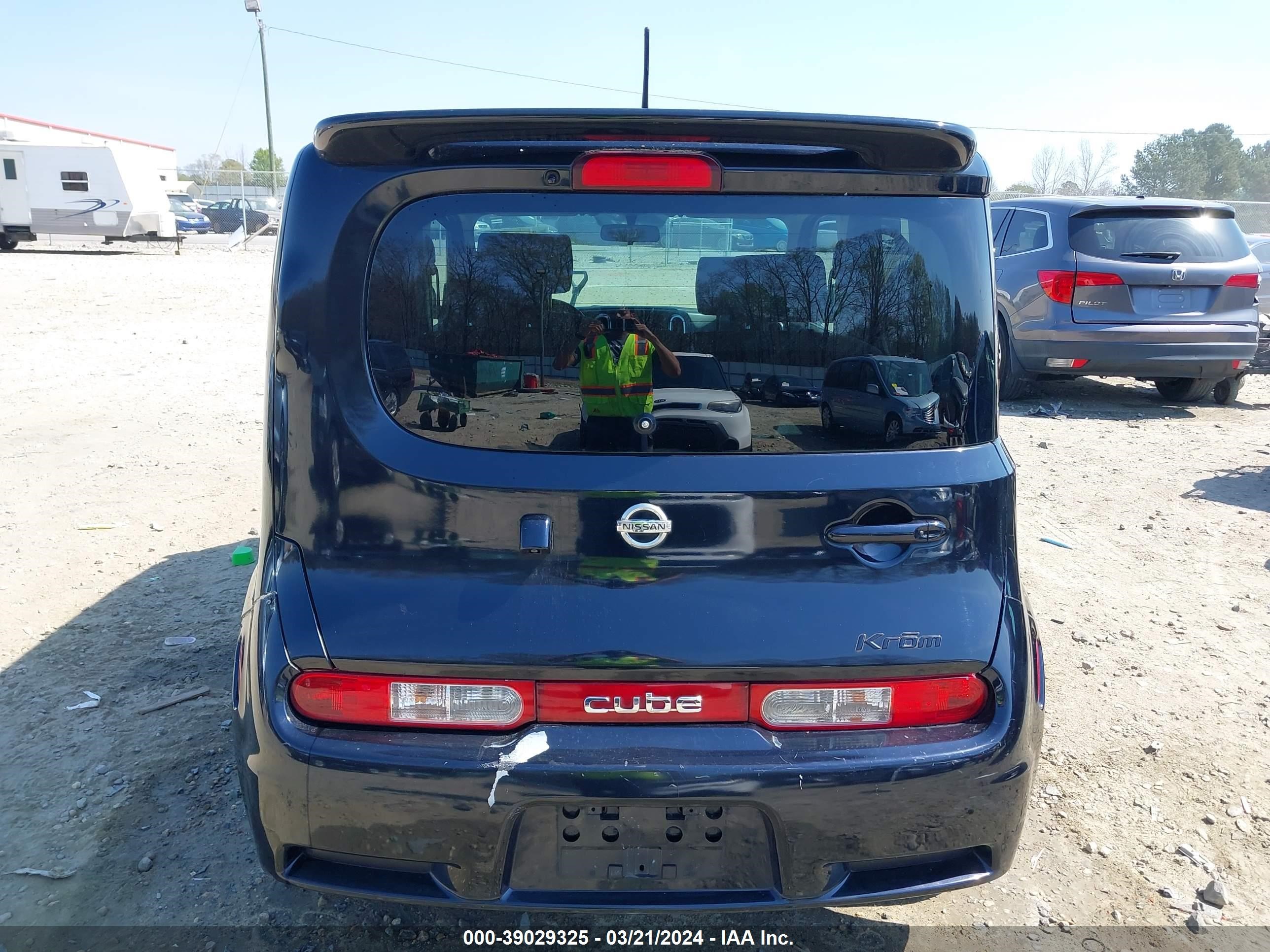 Photo 15 VIN: JN8AZ2KRXBT205767 - NISSAN CUBE 