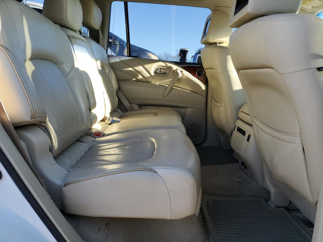 Photo 10 VIN: JN8AZ2NC1F9370018 - INFINITI QX80 