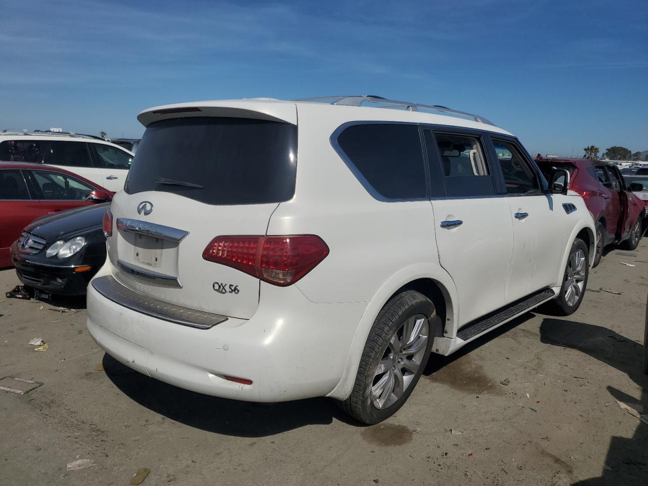 Photo 2 VIN: JN8AZ2NC4D9330464 - INFINITI QX56 