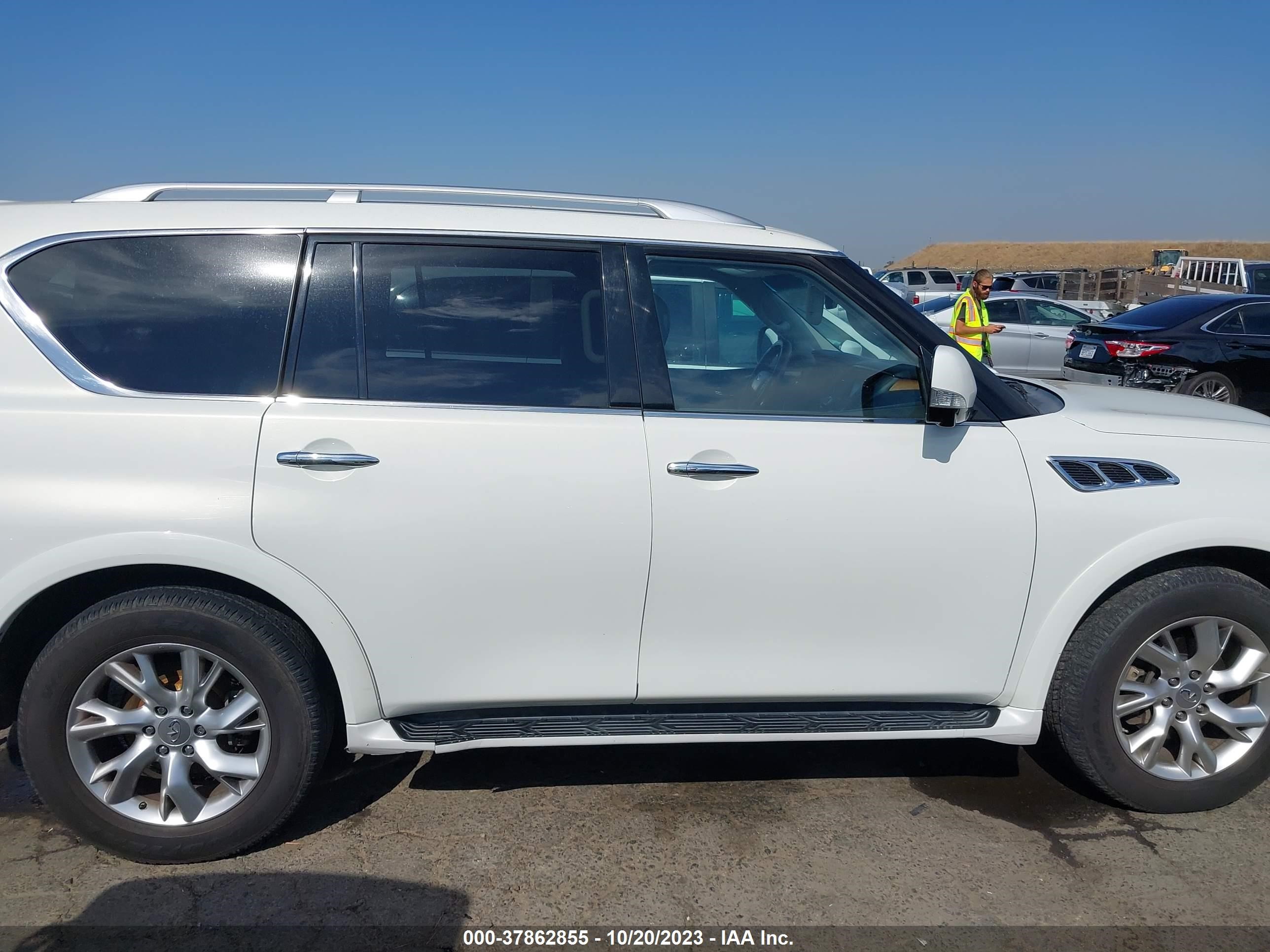 Photo 12 VIN: JN8AZ2NC7C9316833 - INFINITI QX56 